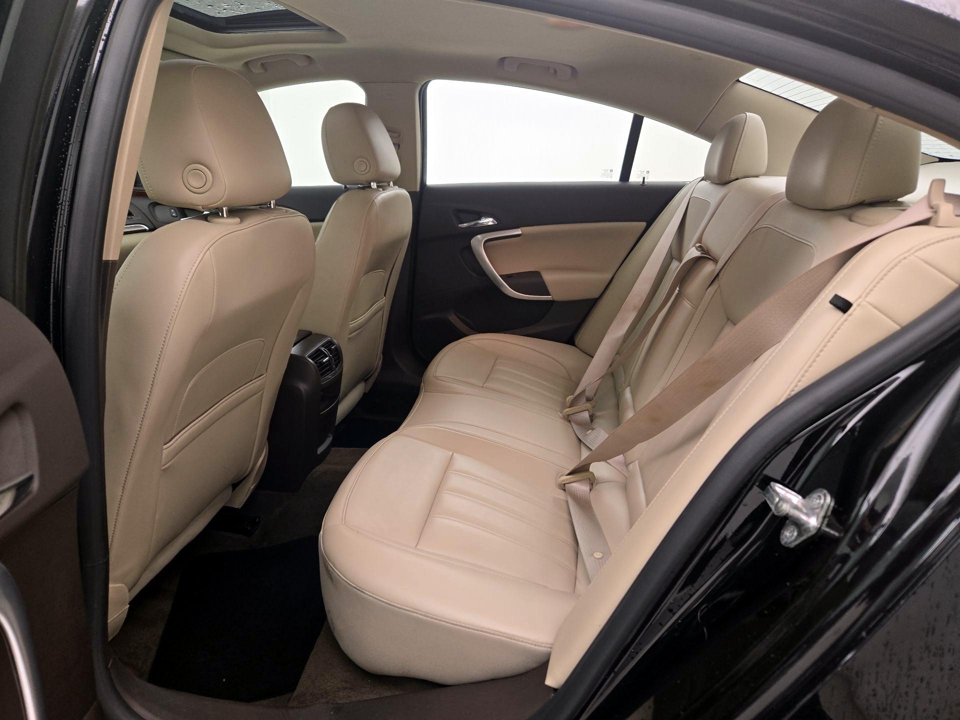 Thumbnail: 2017 Buick Regal - 18