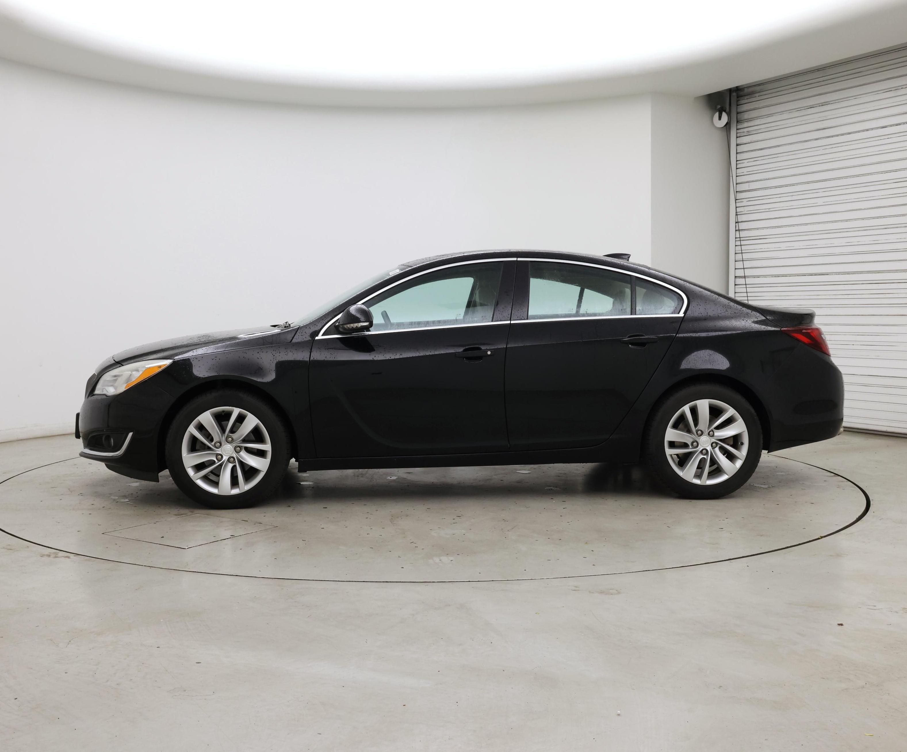 Thumbnail: 2017 Buick Regal - 3
