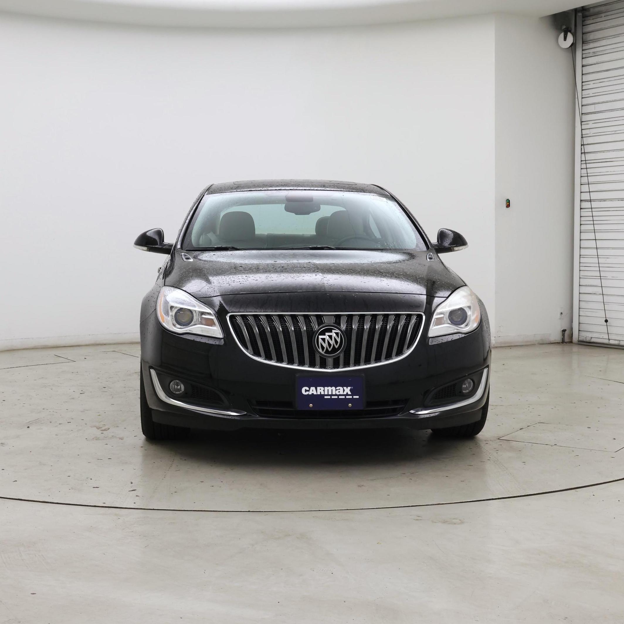 Thumbnail: 2017 Buick Regal - 5
