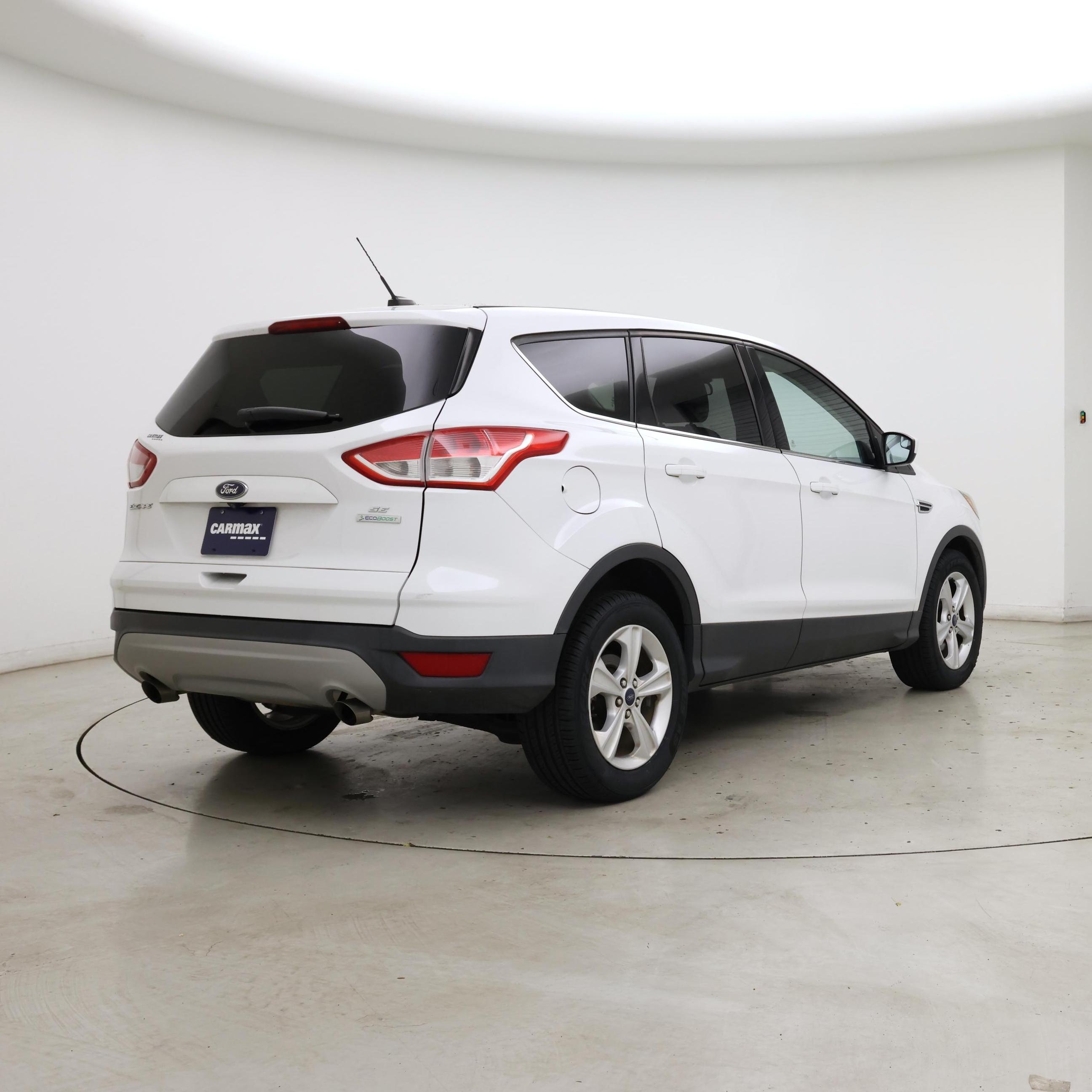 Thumbnail: 2016 Ford Escape - 8