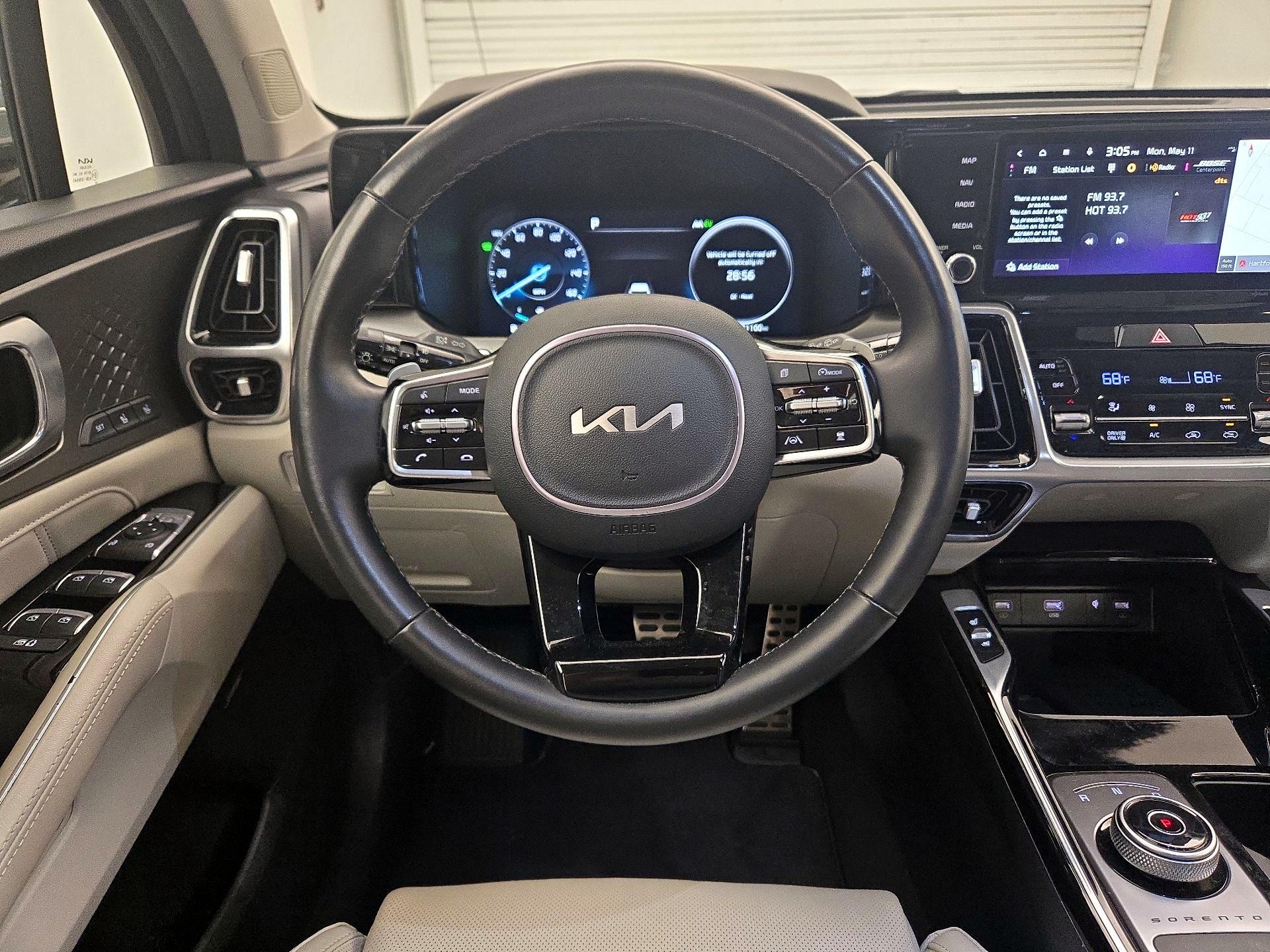 Thumbnail: 2023 Kia Sorento - 10