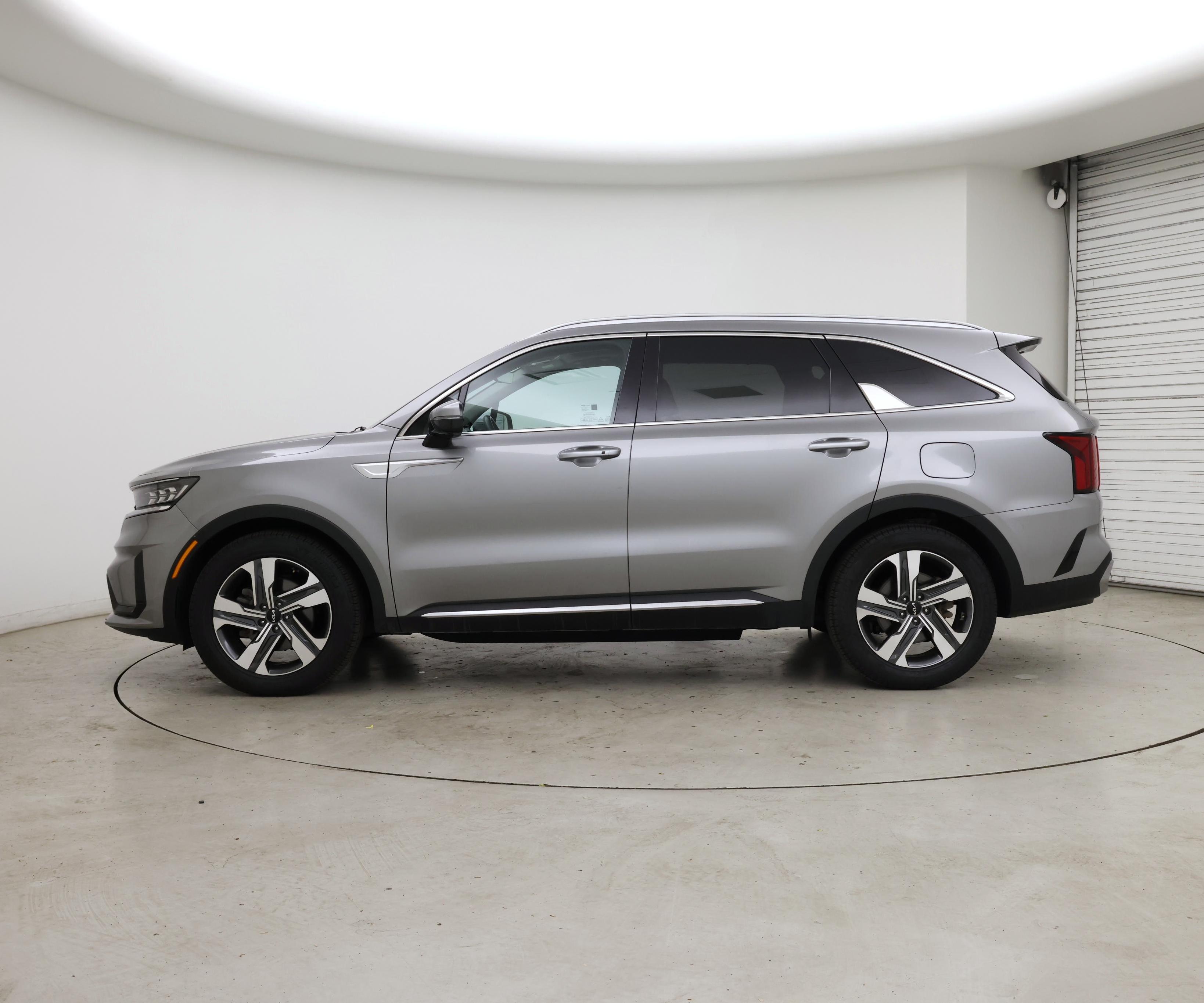 Thumbnail: 2023 Kia Sorento - 3