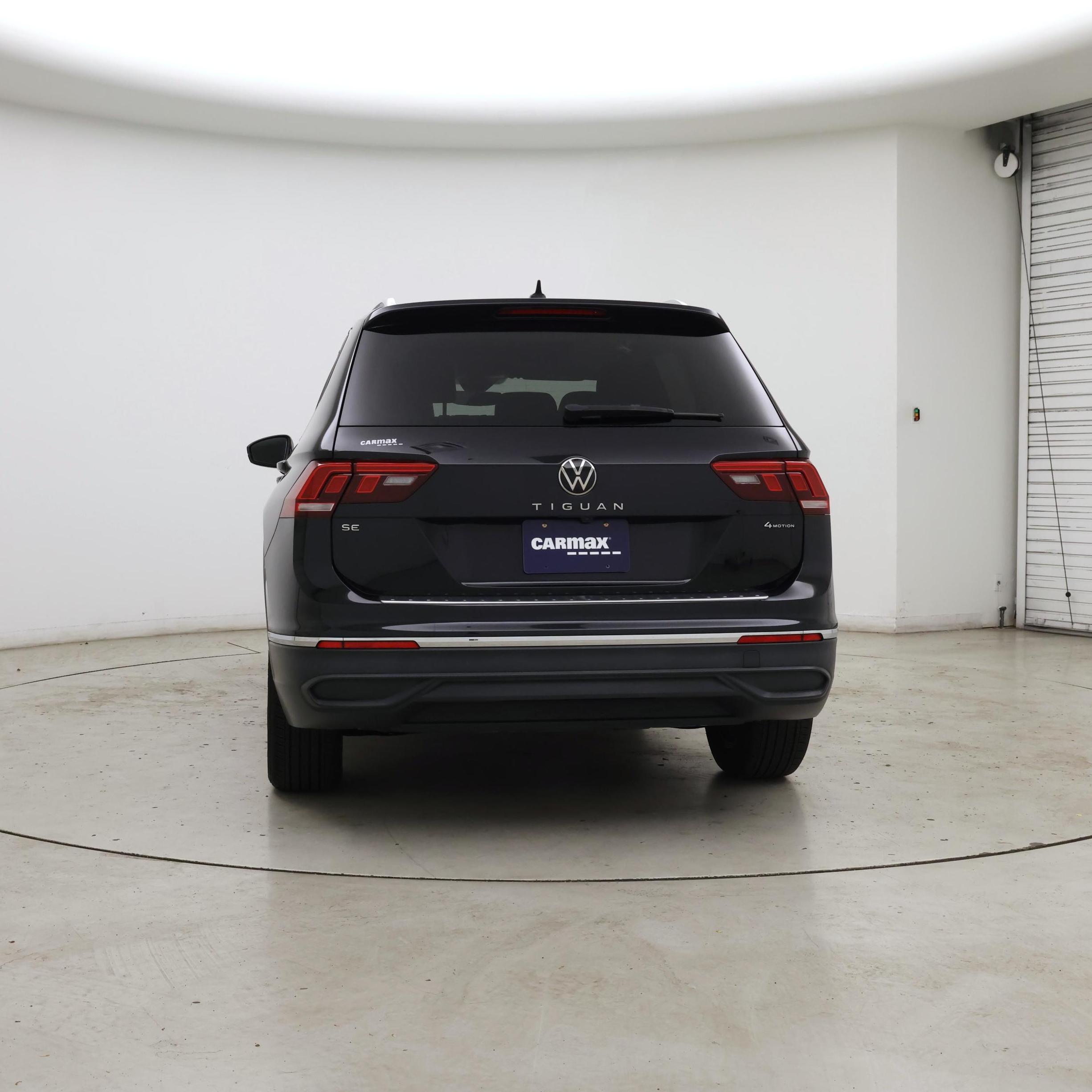Thumbnail: 2022 Volkswagen Tiguan - 6