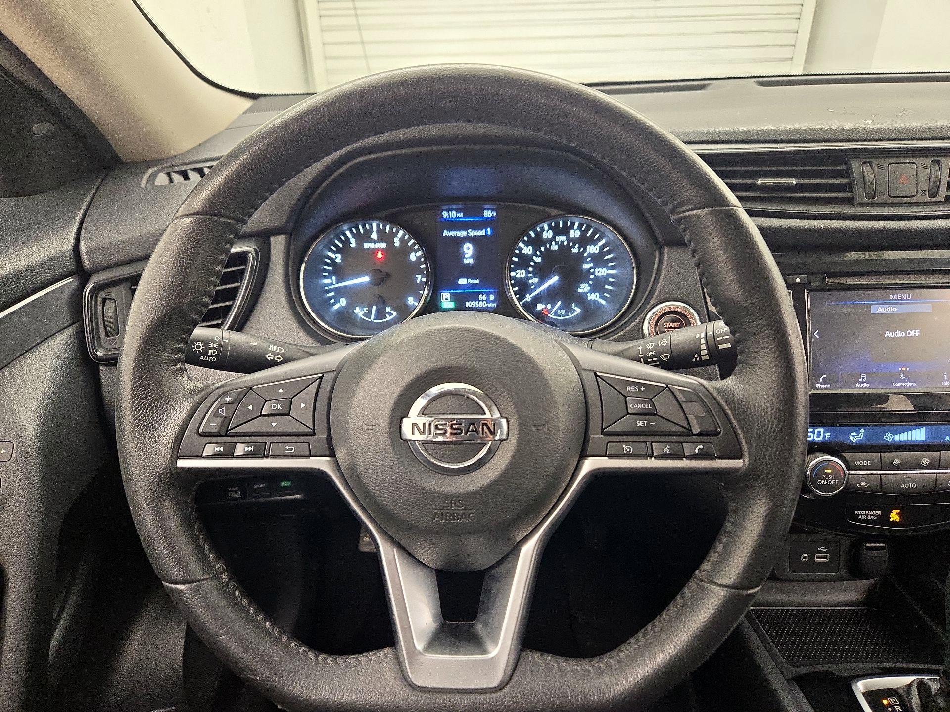 Thumbnail: 2019 Nissan Rogue - 10