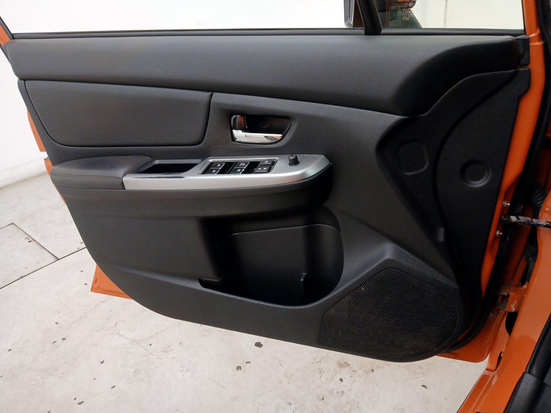 Thumbnail: 2015 Subaru XV Crosstrek - 12