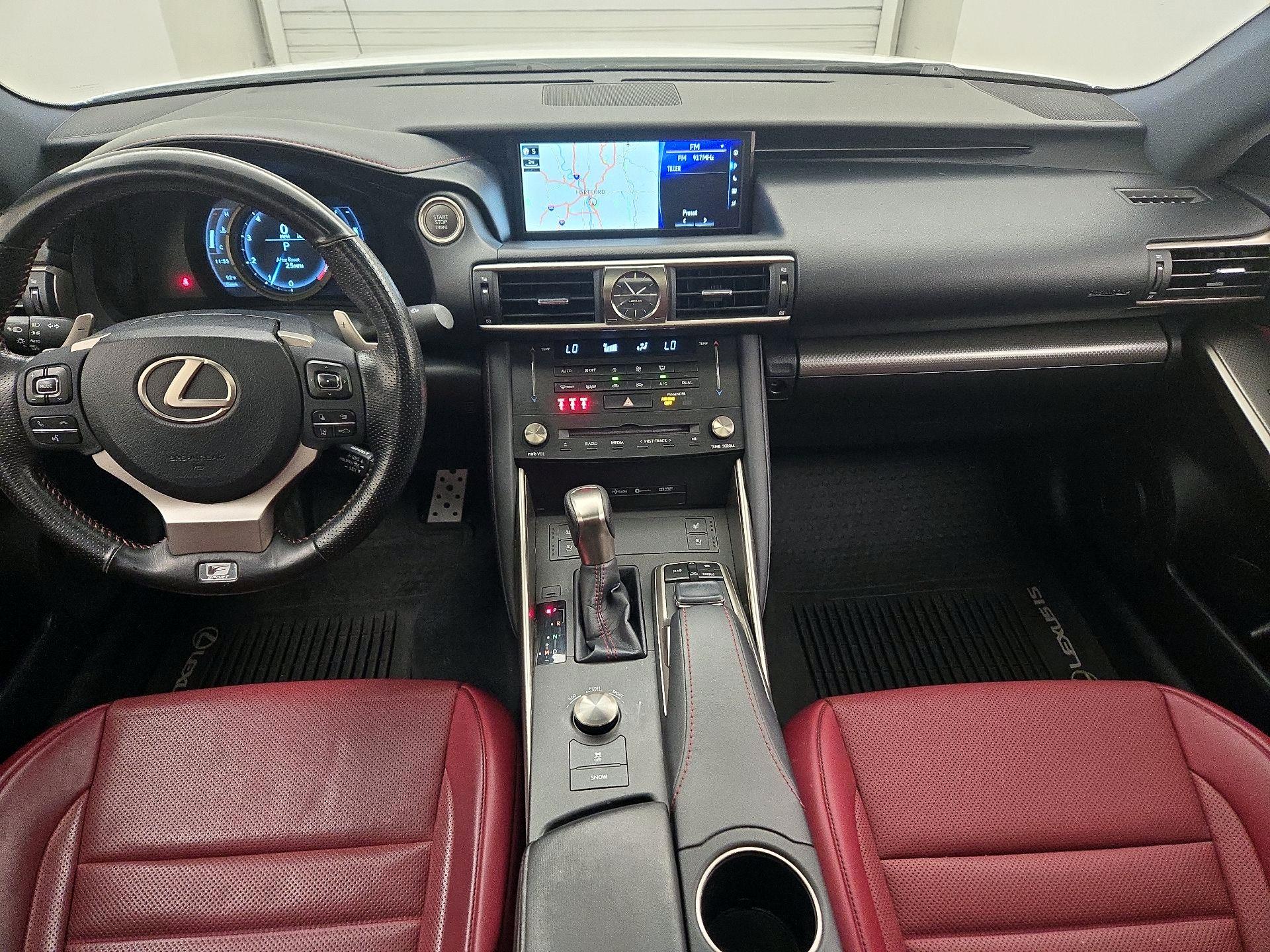 Thumbnail: 2018 Lexus IS - 9