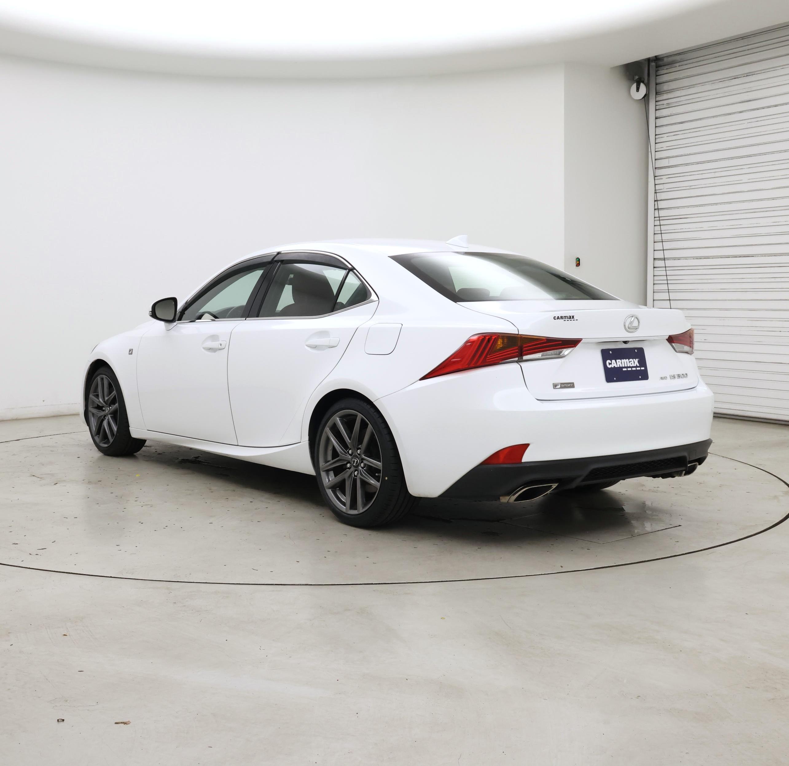 Thumbnail: 2018 Lexus IS - 2
