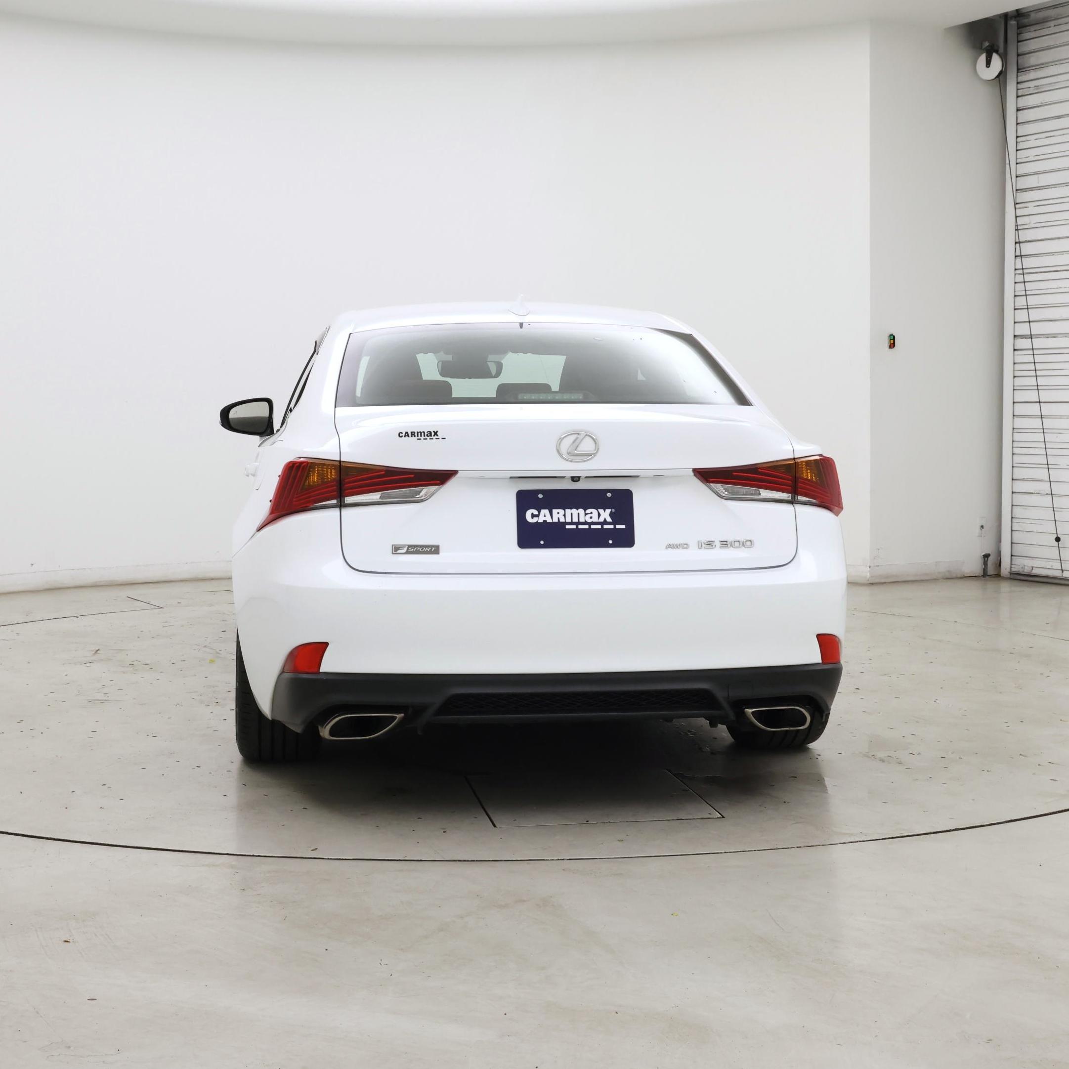 Thumbnail: 2018 Lexus IS - 6