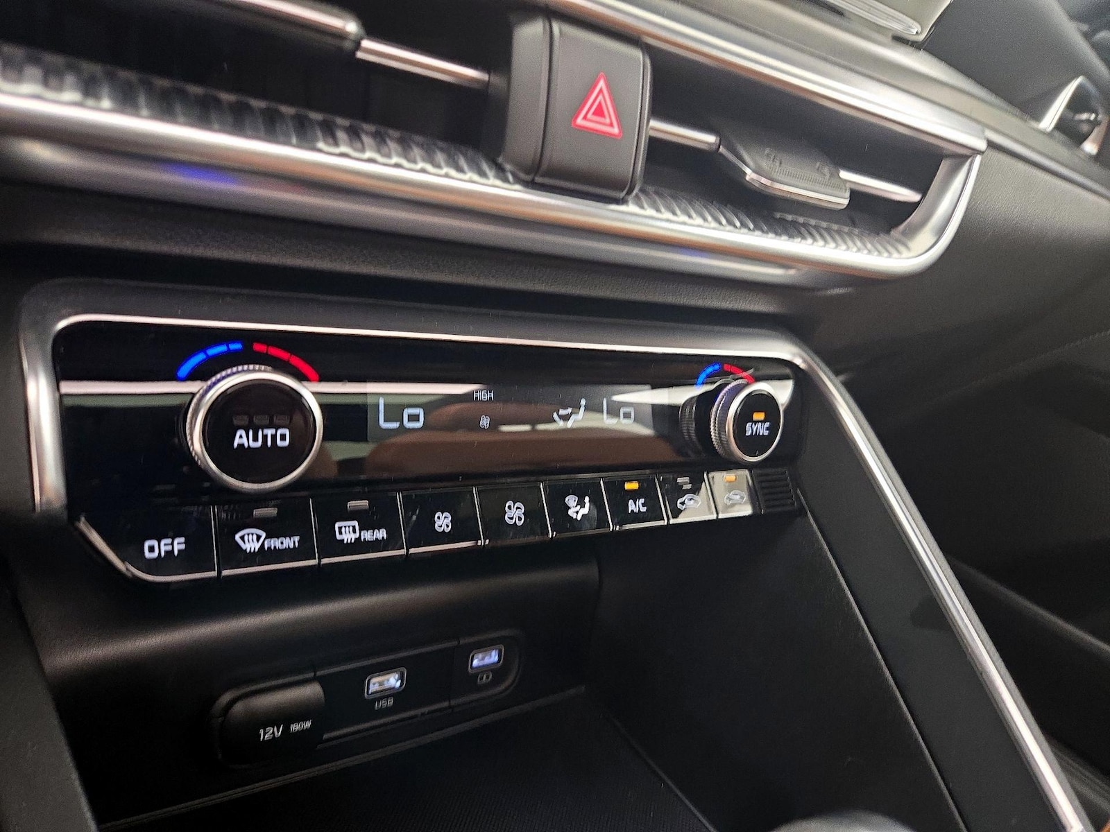 2024 Kia K5 GT - Photo 18