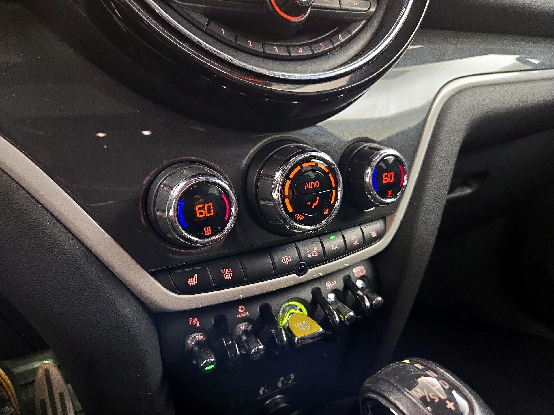 Thumbnail: 2018 MINI Cooper Countryman - 17