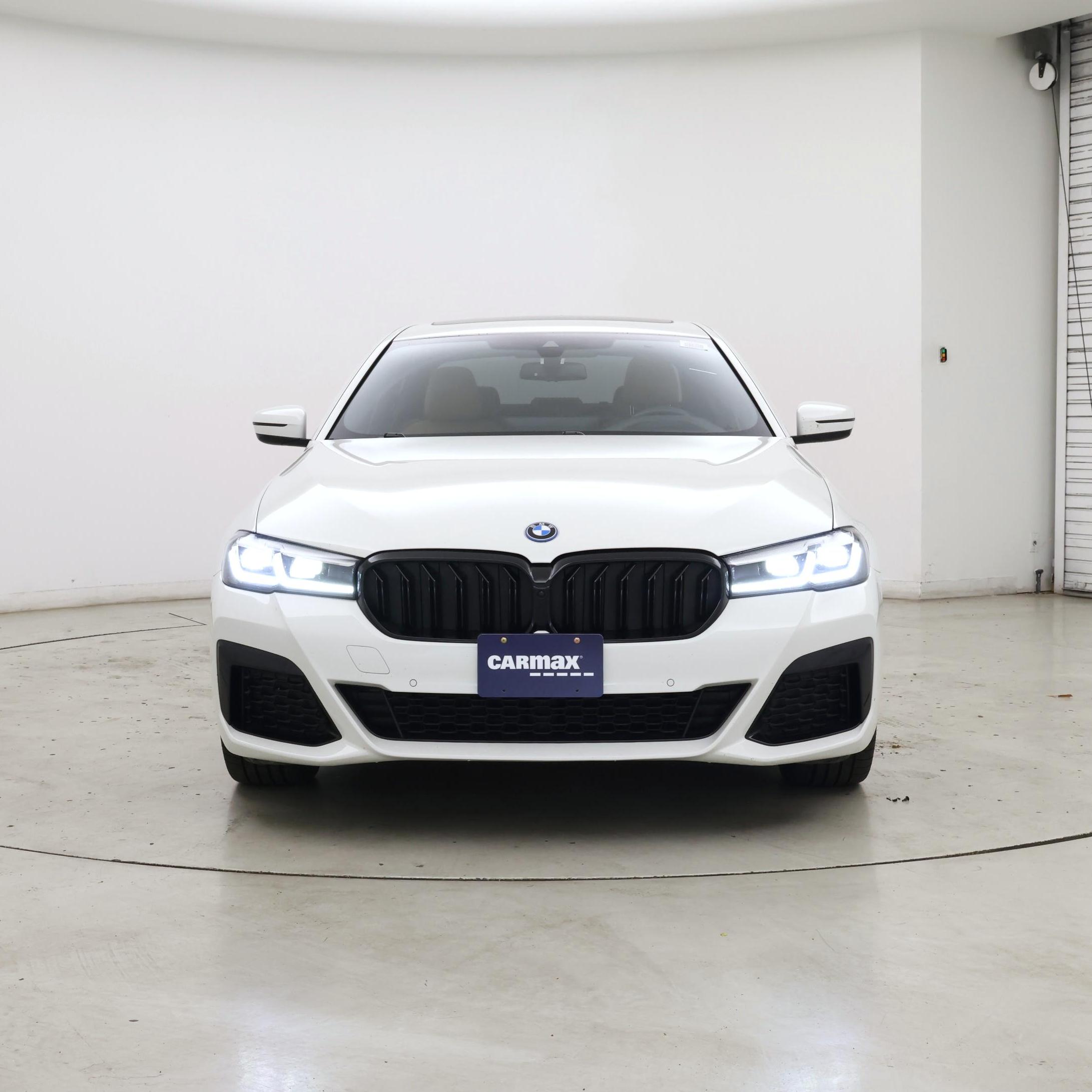 Thumbnail: 2023 BMW 5 Series - 5