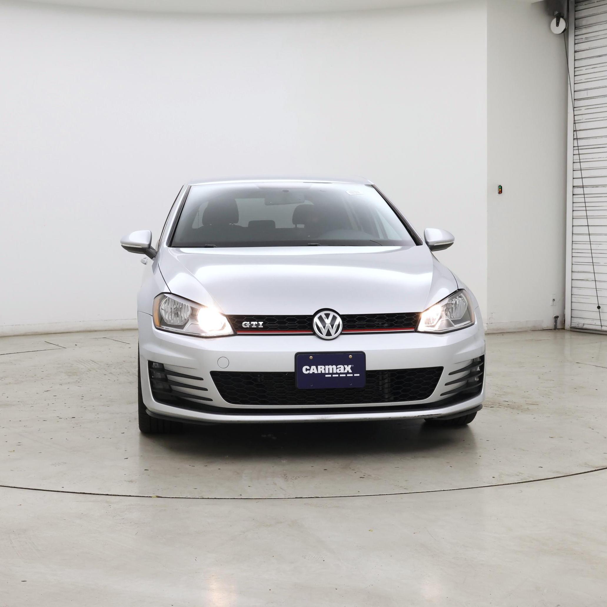 Thumbnail: 2017 Volkswagen Golf - 5