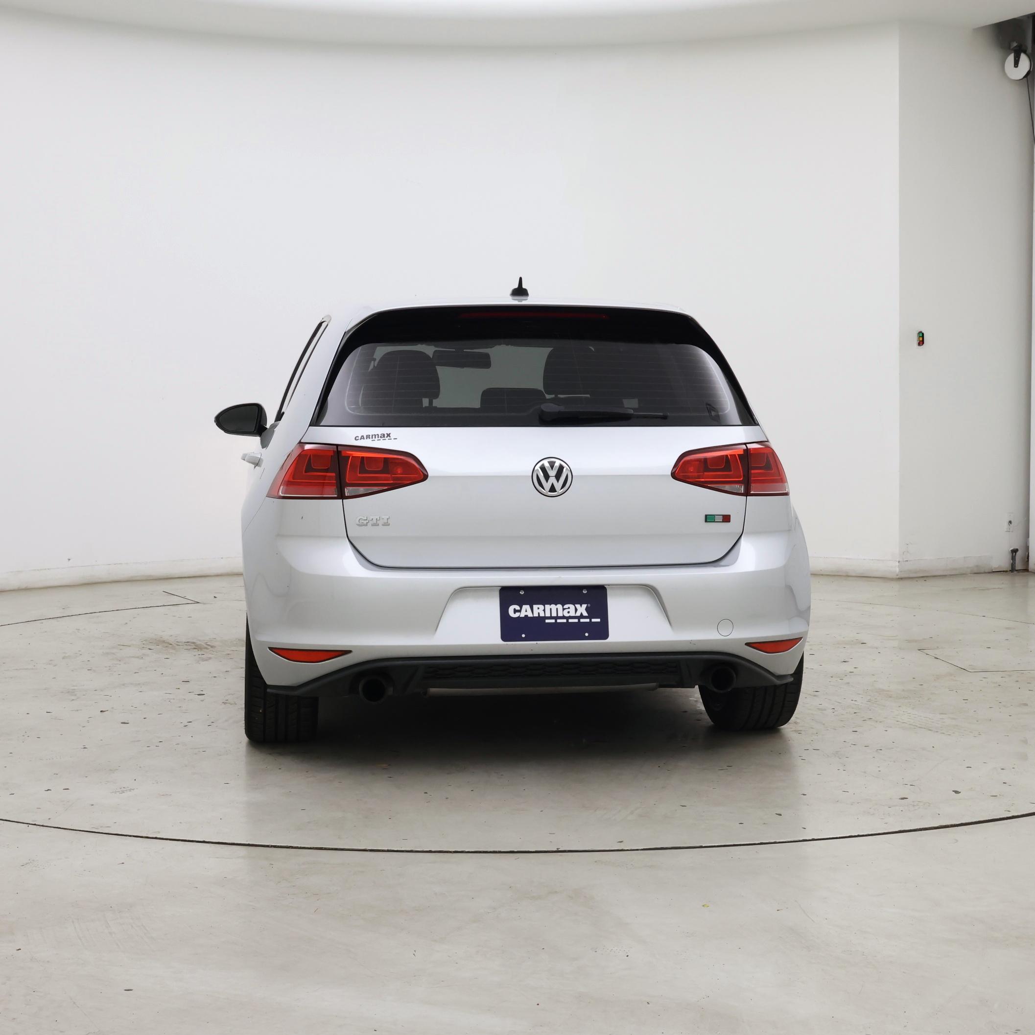 Thumbnail: 2017 Volkswagen Golf - 6
