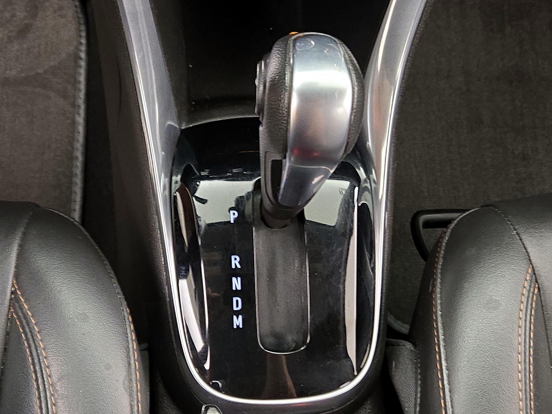 Thumbnail: 2017 Chevrolet Trax - 15
