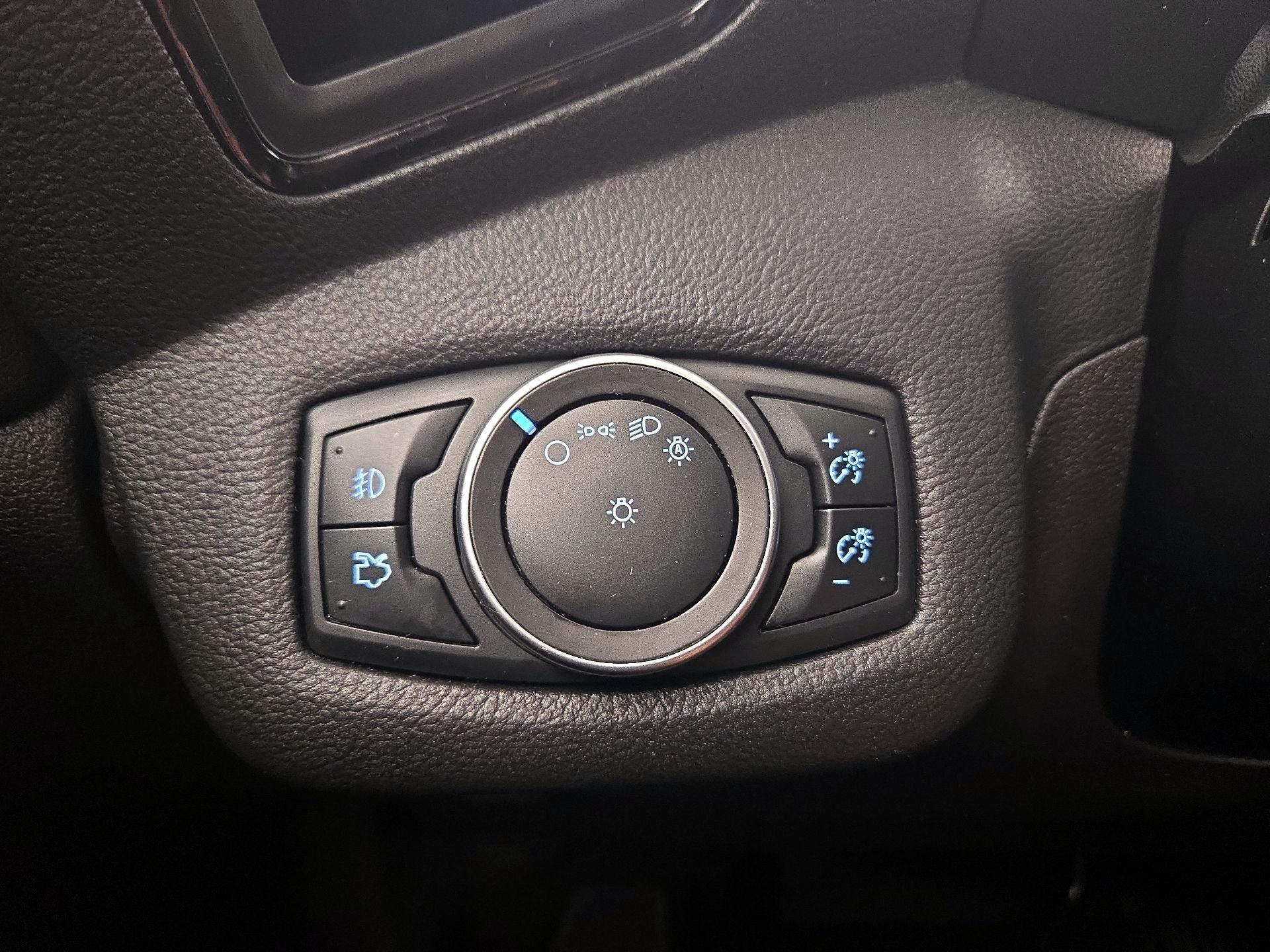 Thumbnail: 2016 Ford Escape - 13