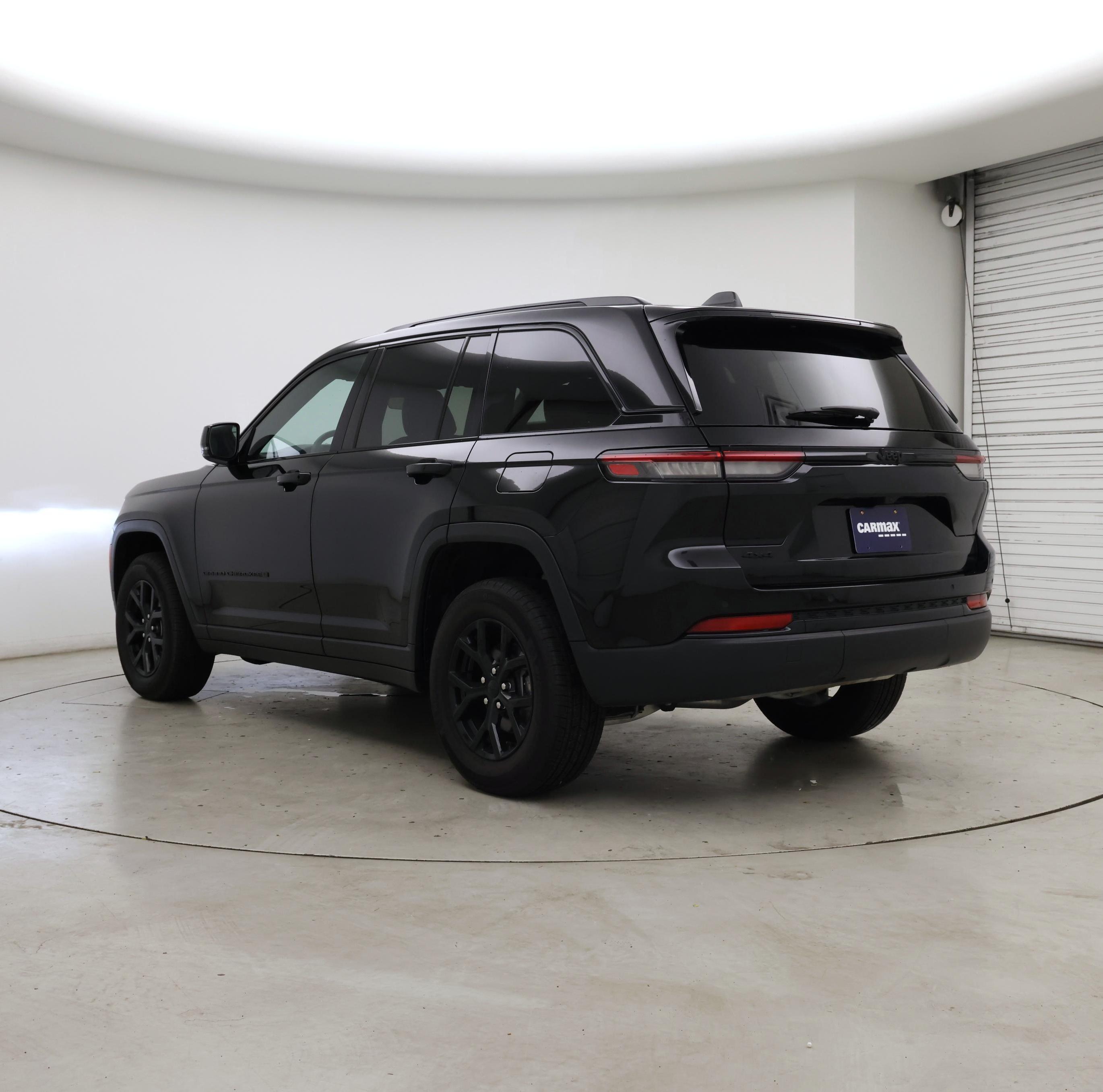 Thumbnail: 2025 Jeep Grand Cherokee - 2