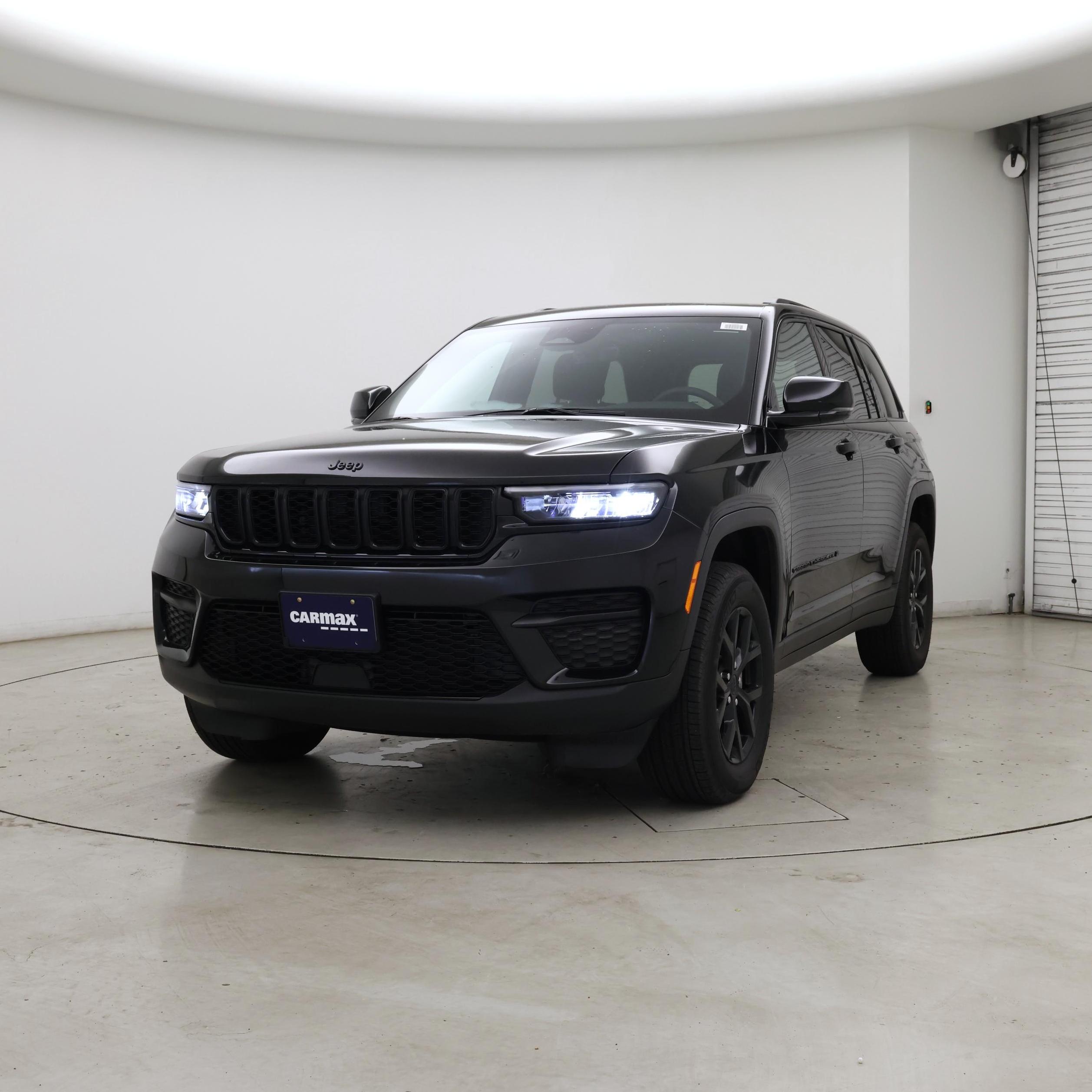 Thumbnail: 2025 Jeep Grand Cherokee - 4