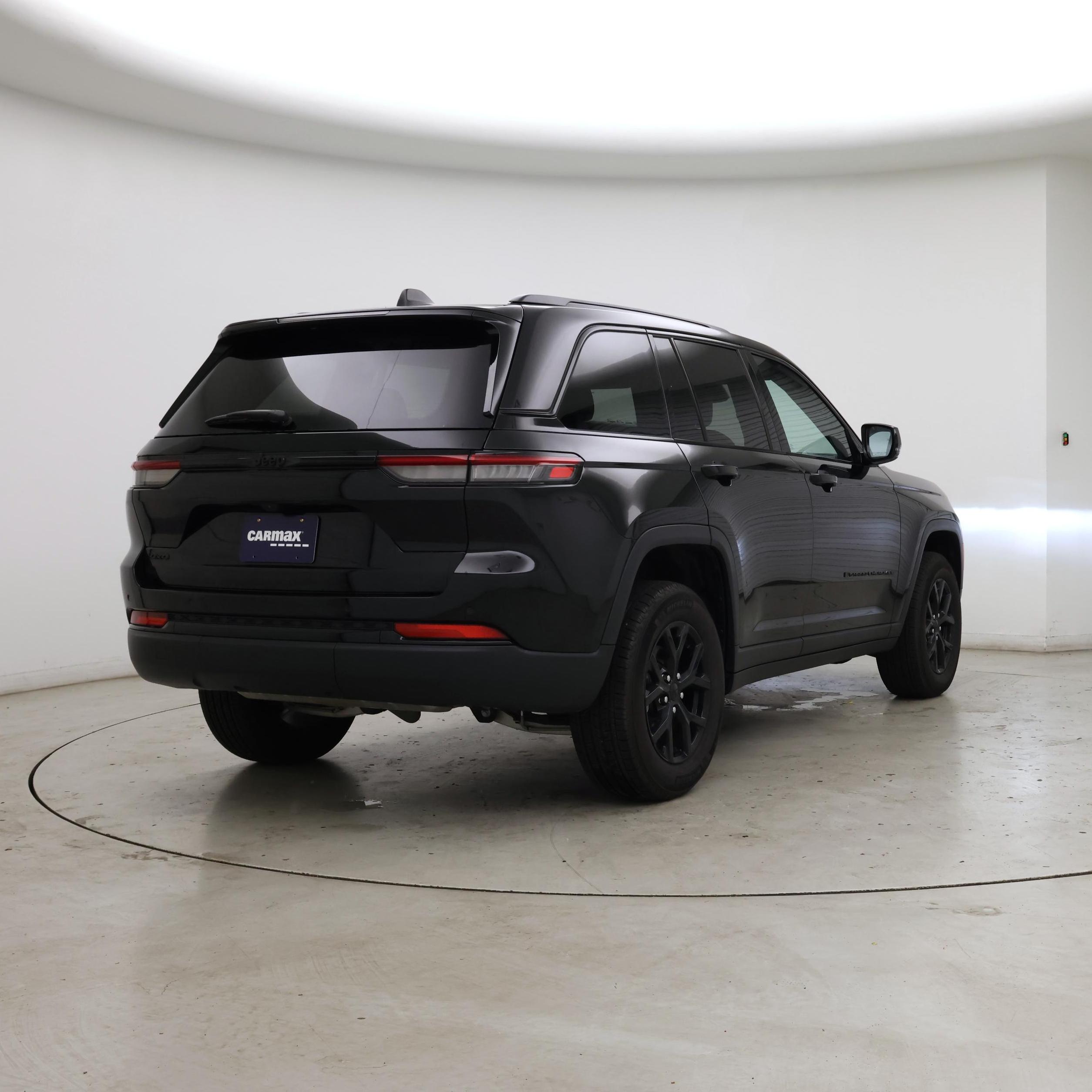 Thumbnail: 2025 Jeep Grand Cherokee - 8