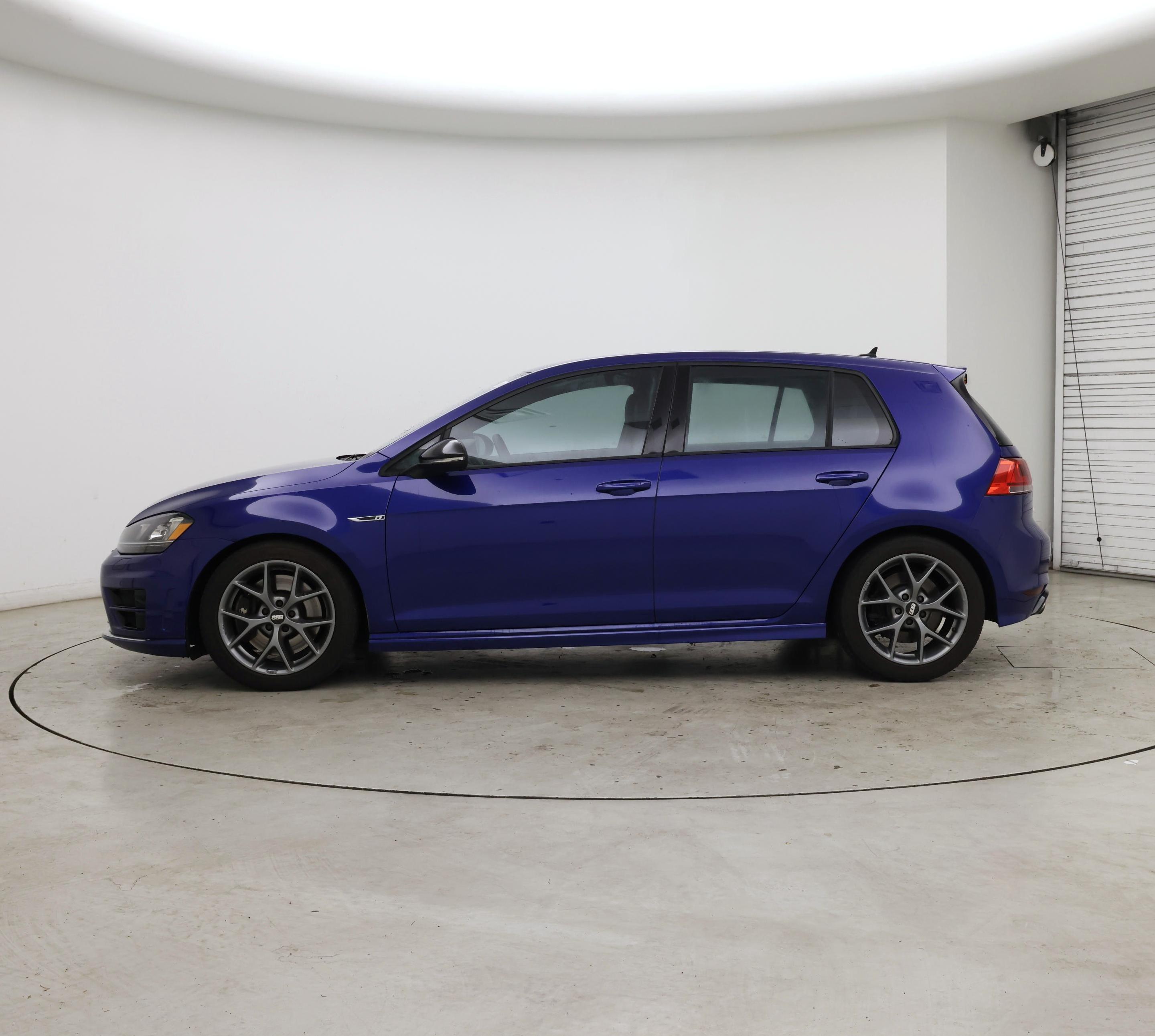 Thumbnail: 2015 Volkswagen Golf - 3