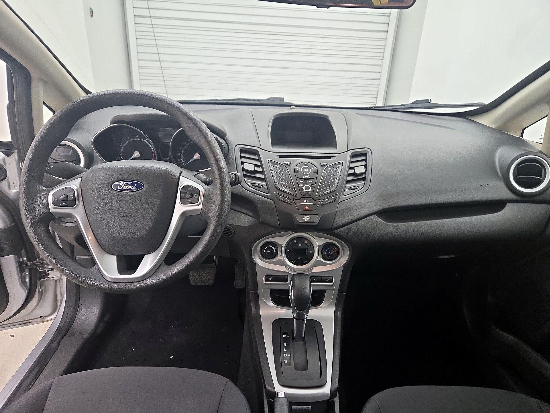 Thumbnail: 2017 Ford Fiesta - 9