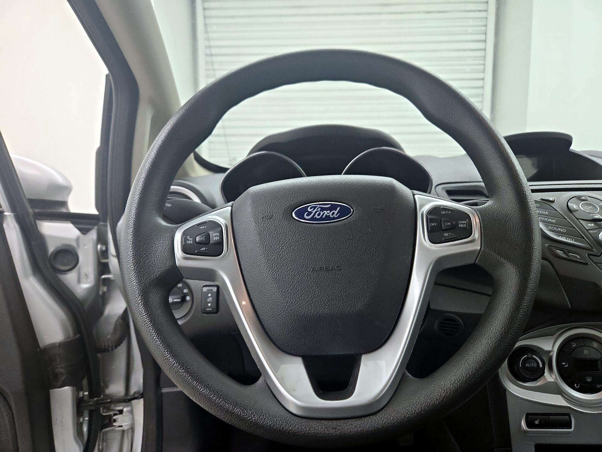 Thumbnail: 2017 Ford Fiesta - 10