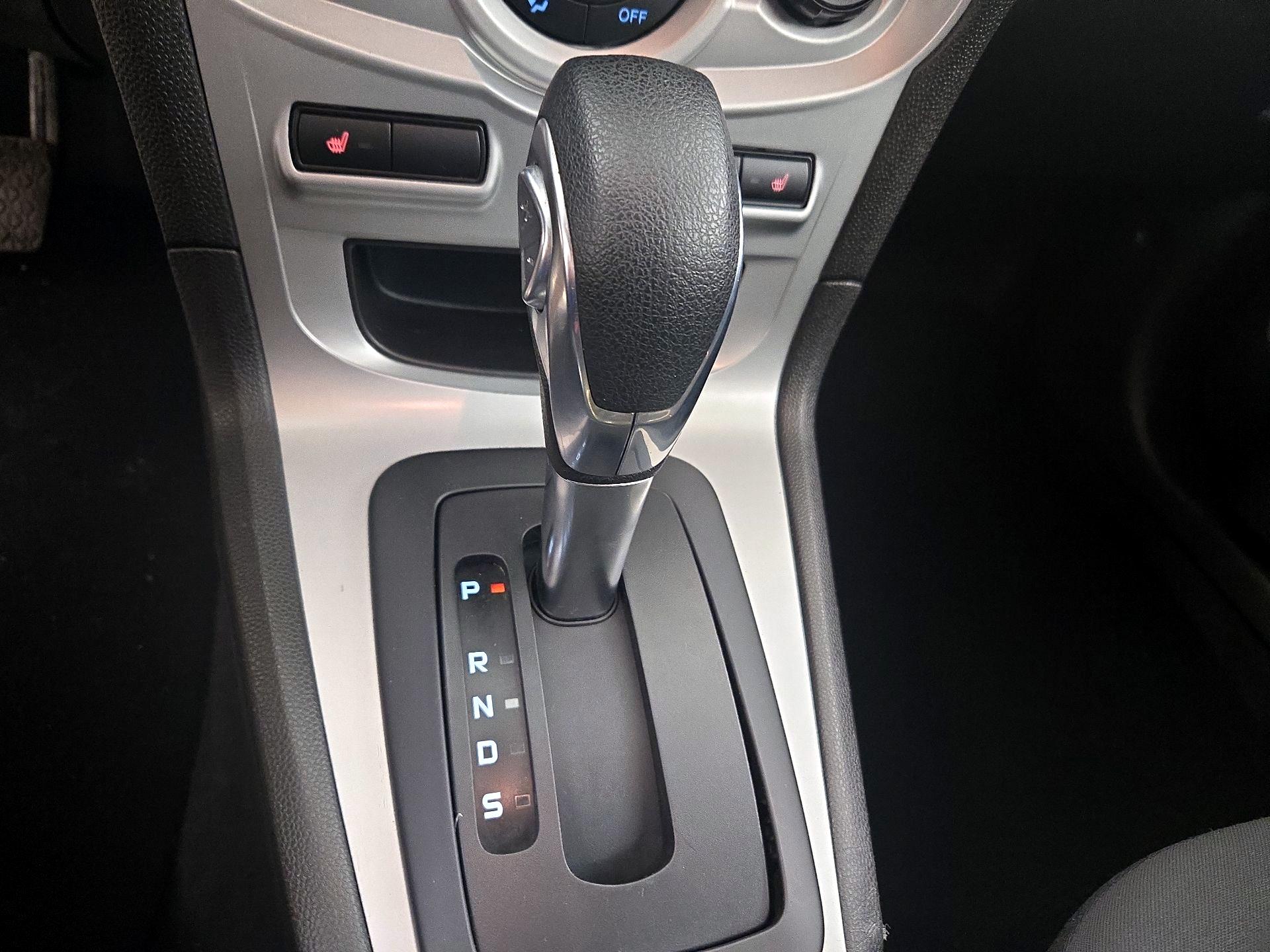 Thumbnail: 2017 Ford Fiesta - 16