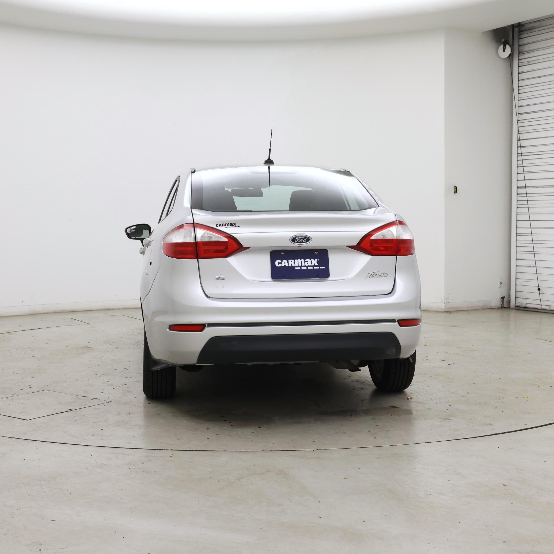 Thumbnail: 2017 Ford Fiesta - 6