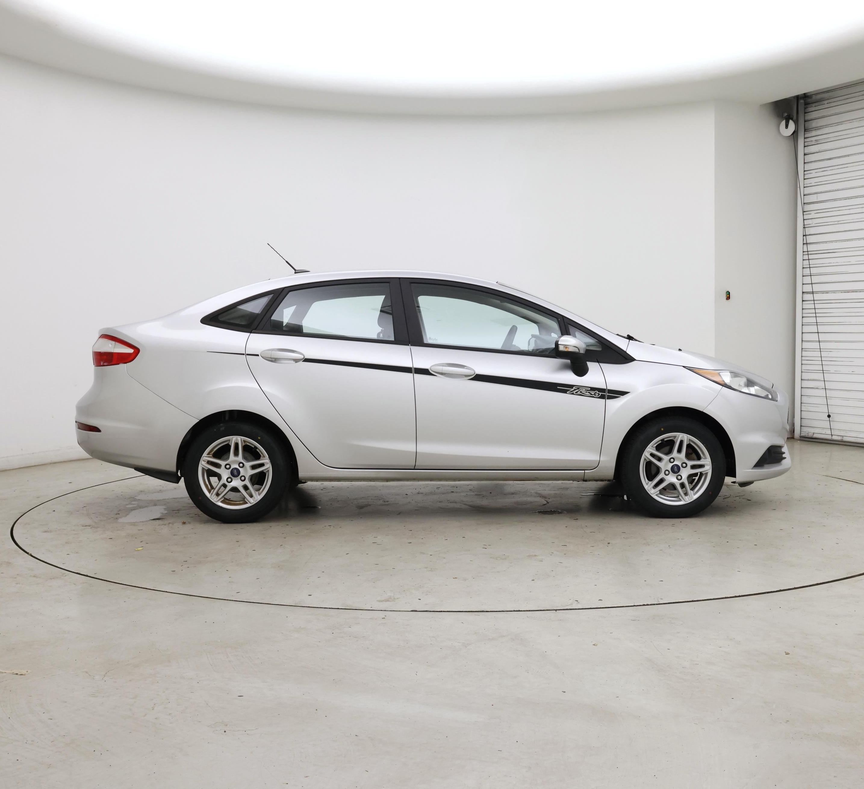Thumbnail: 2017 Ford Fiesta - 7