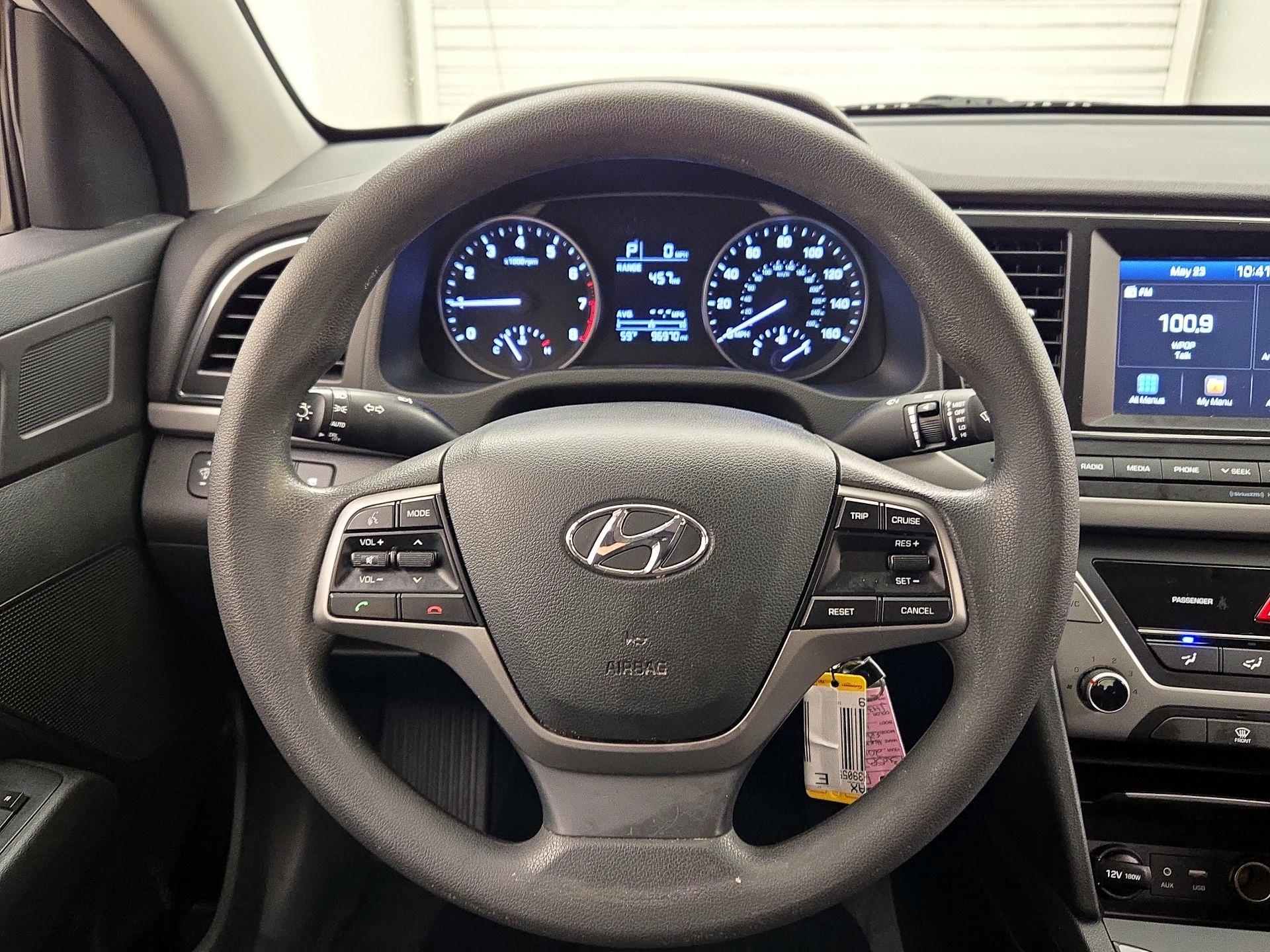 Thumbnail: 2018 Hyundai Elantra - 10