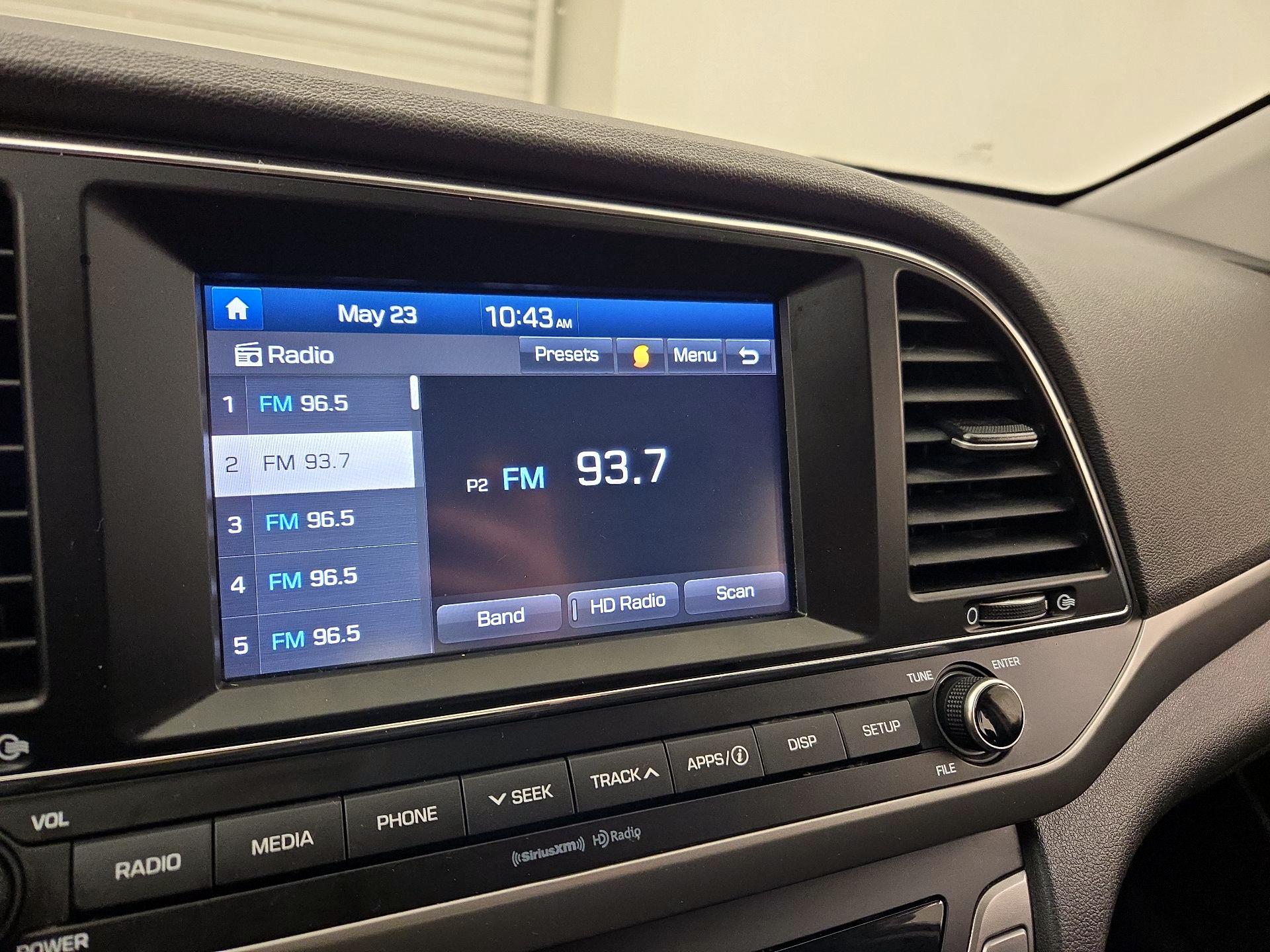 Thumbnail: 2018 Hyundai Elantra - 14