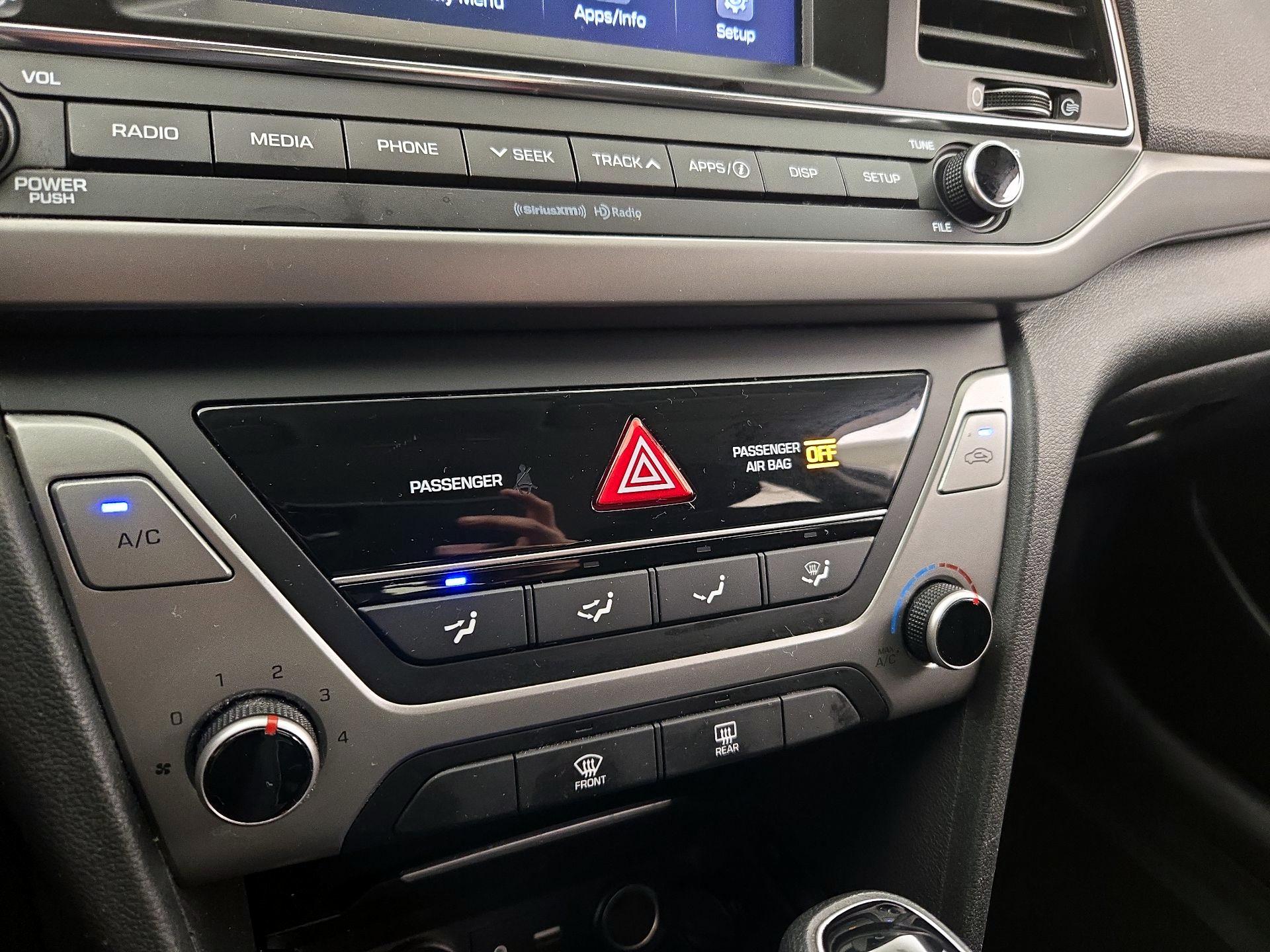 Thumbnail: 2018 Hyundai Elantra - 15