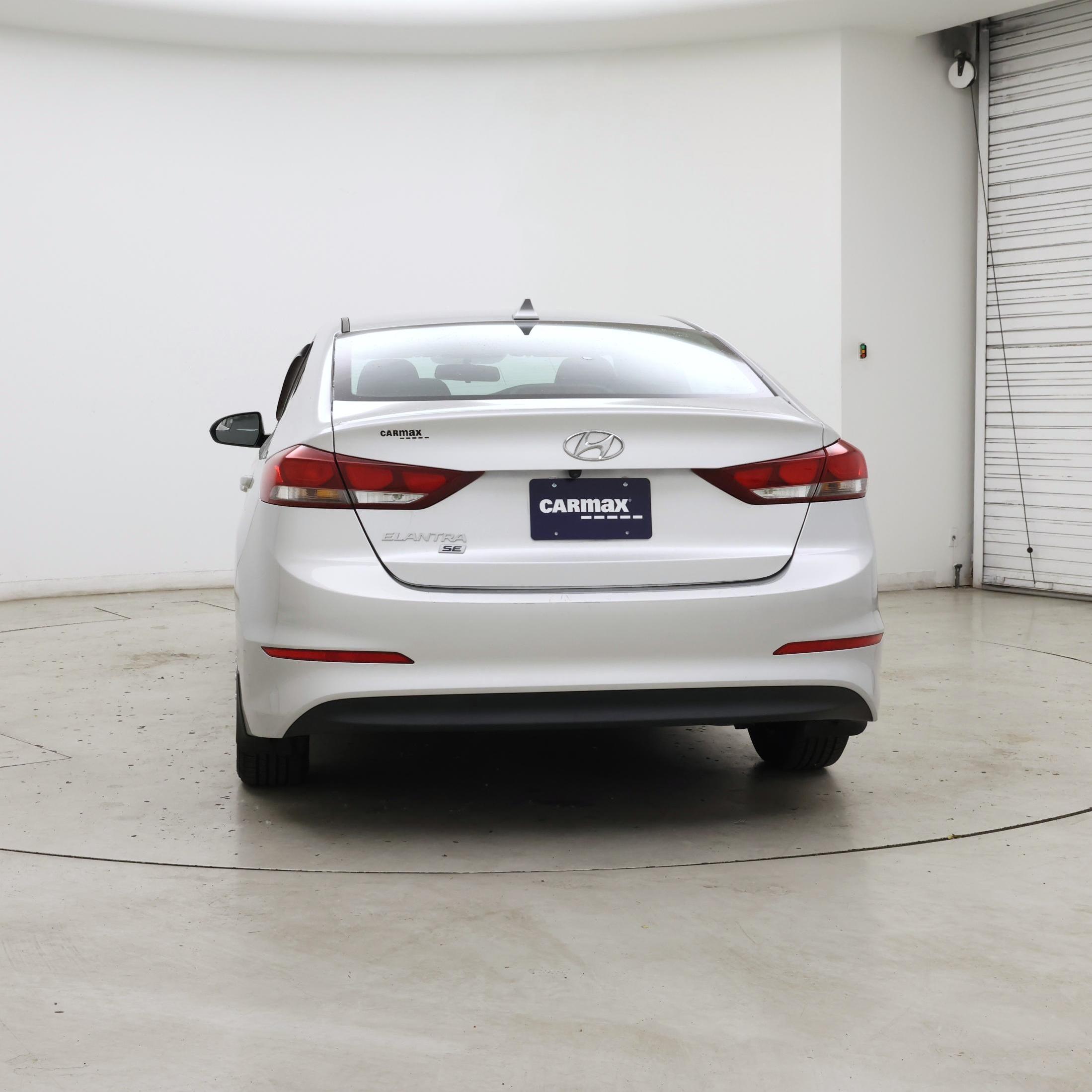 Thumbnail: 2018 Hyundai Elantra - 6