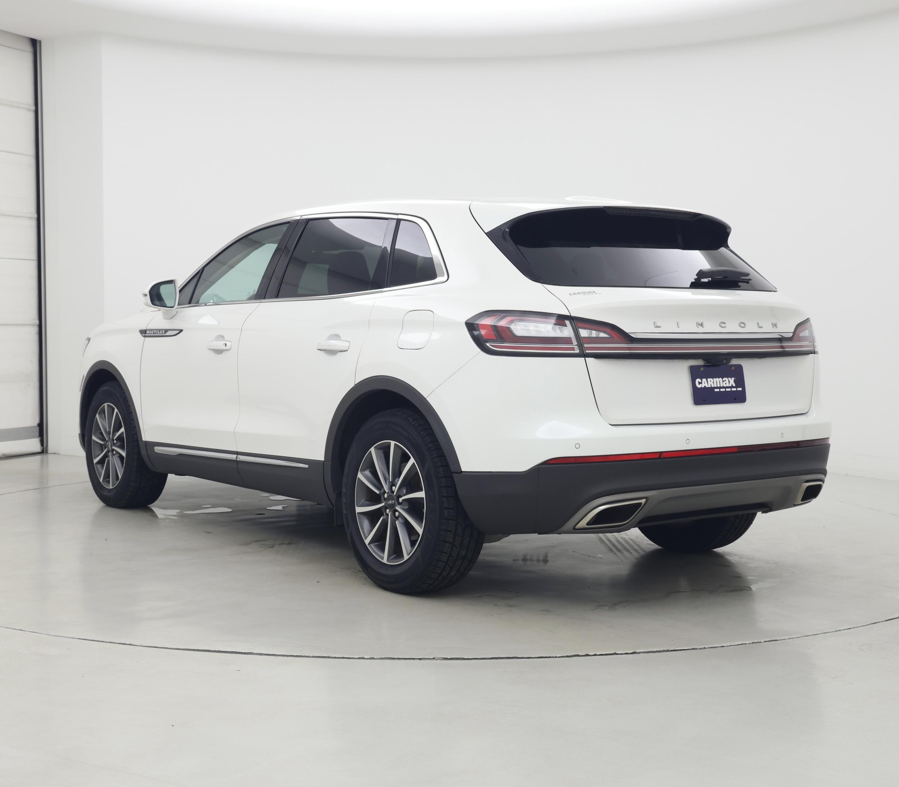 Thumbnail: 2021 Lincoln Nautilus - 2
