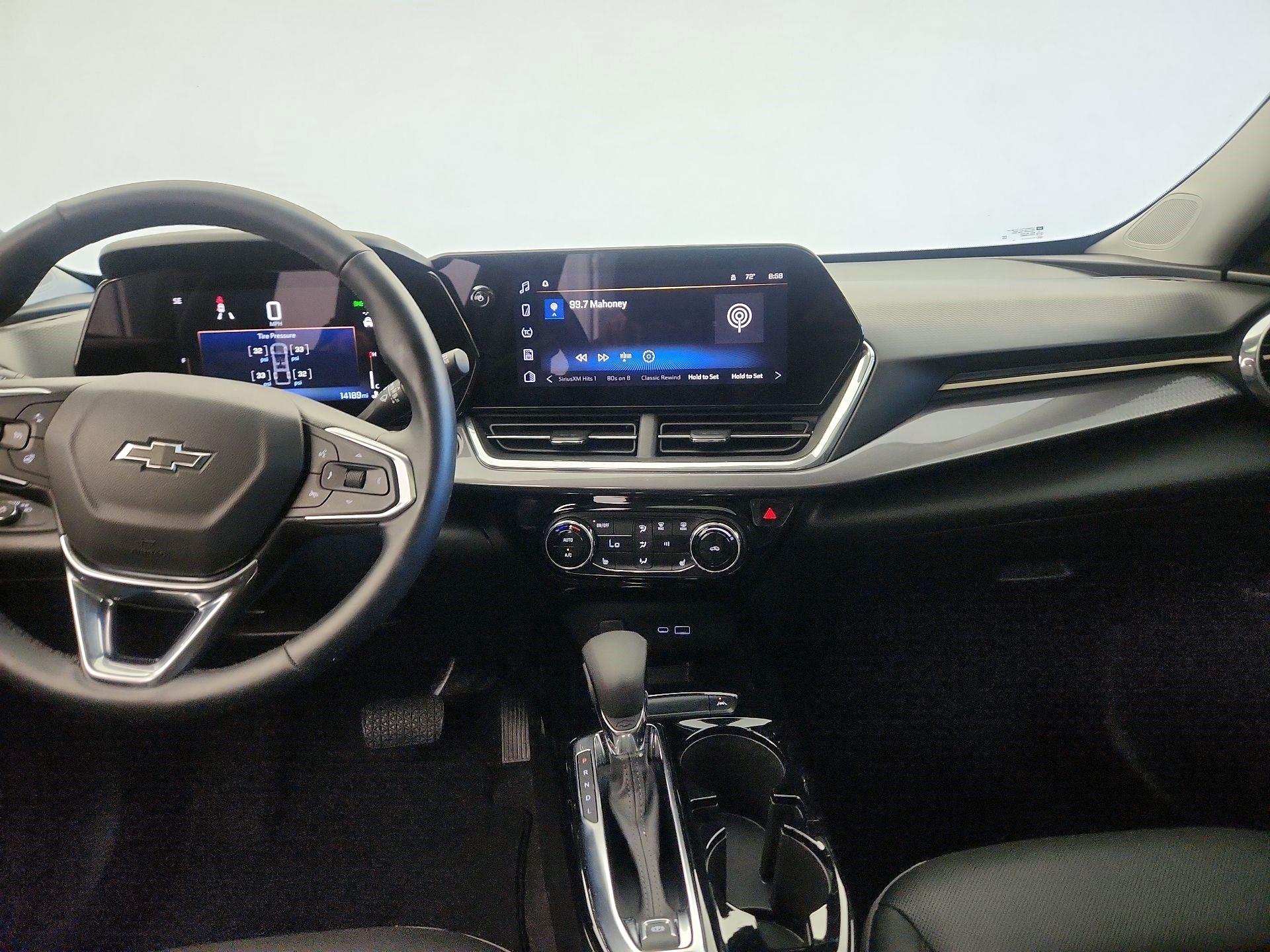 Thumbnail: 2025 Chevrolet Trax - 9