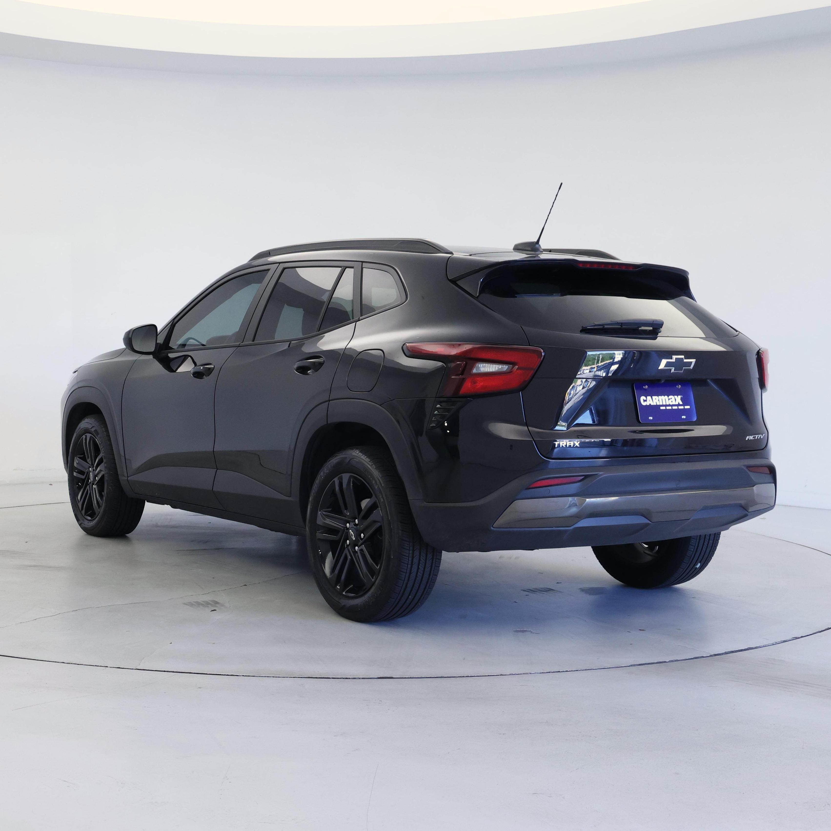 Thumbnail: 2025 Chevrolet Trax - 2