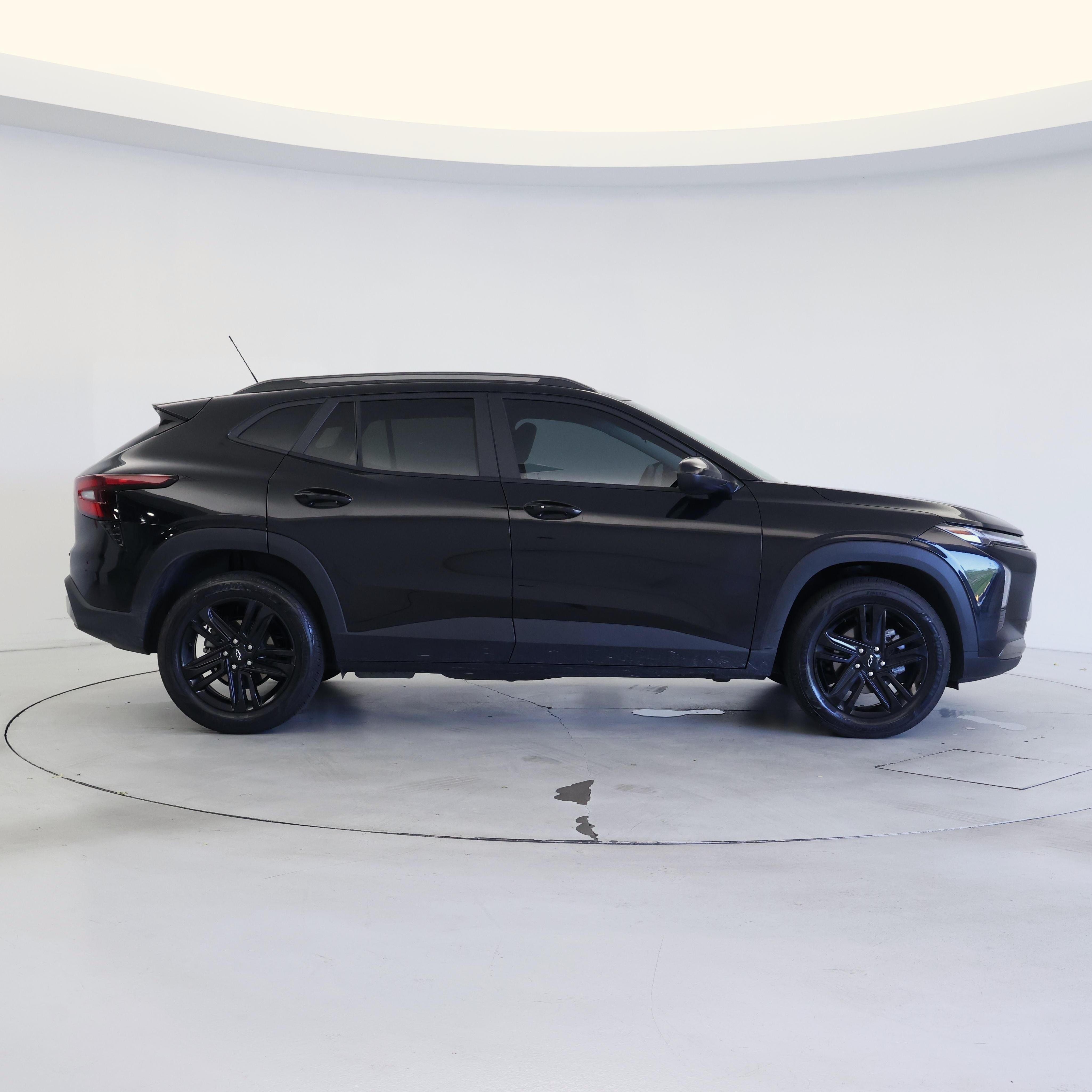 Thumbnail: 2025 Chevrolet Trax - 7