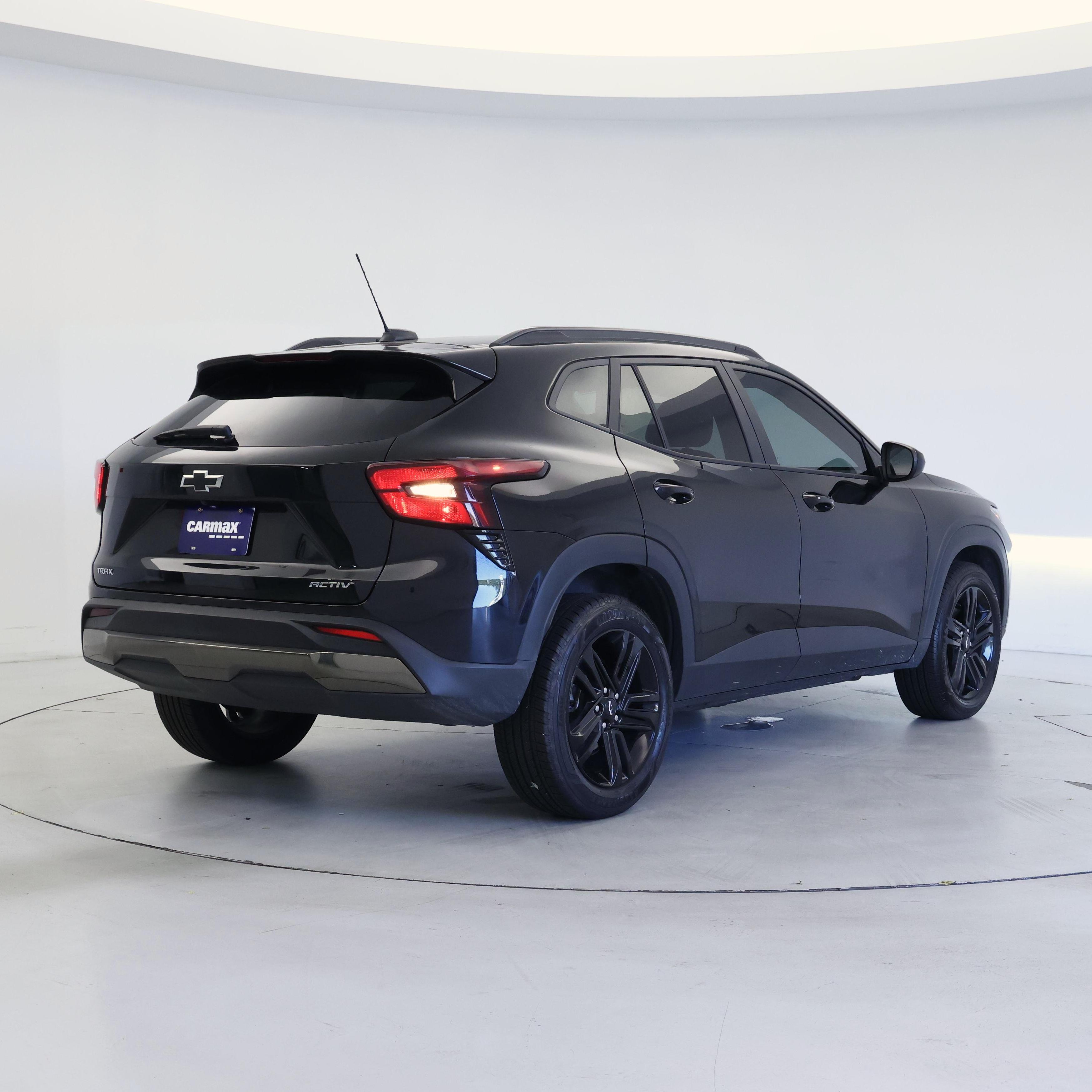 Thumbnail: 2025 Chevrolet Trax - 8