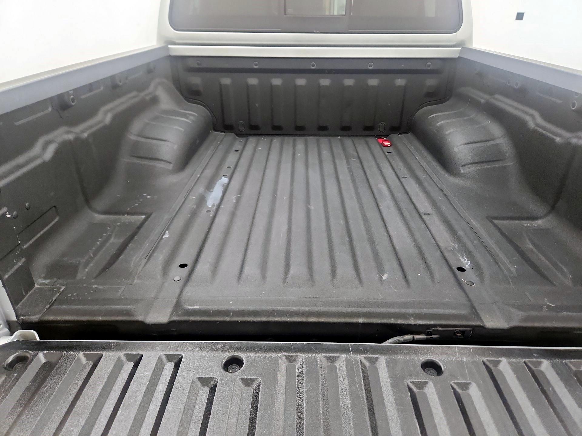 Thumbnail: 2016 Nissan Frontier - 19