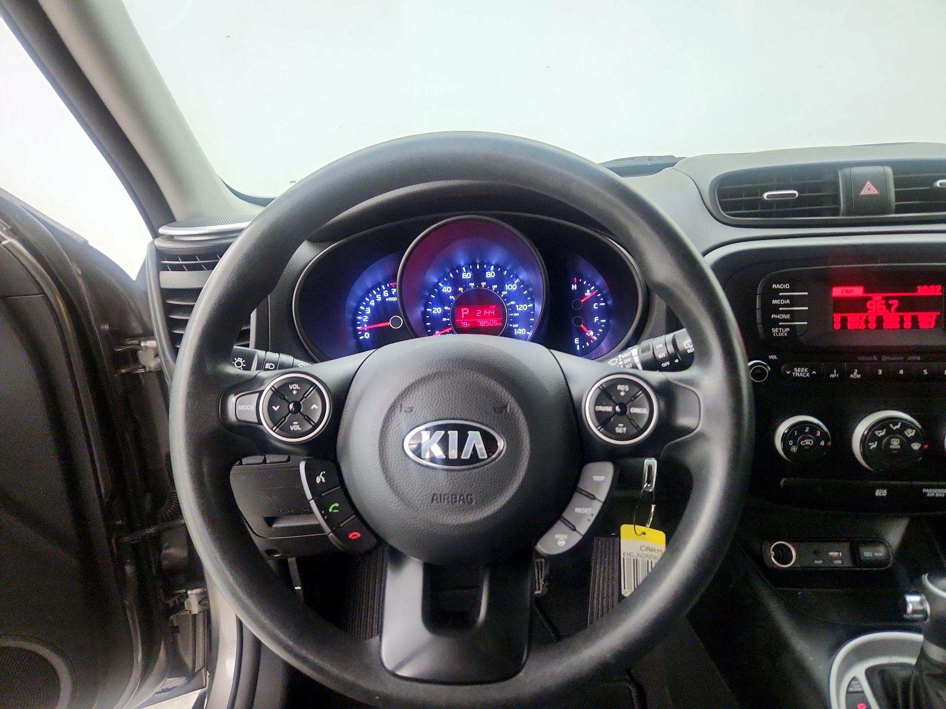 Thumbnail: 2016 Kia Soul - 10