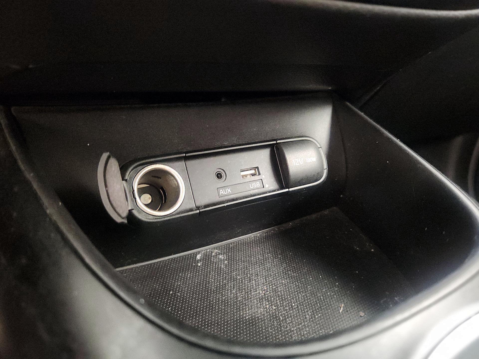Thumbnail: 2016 Kia Soul - 17