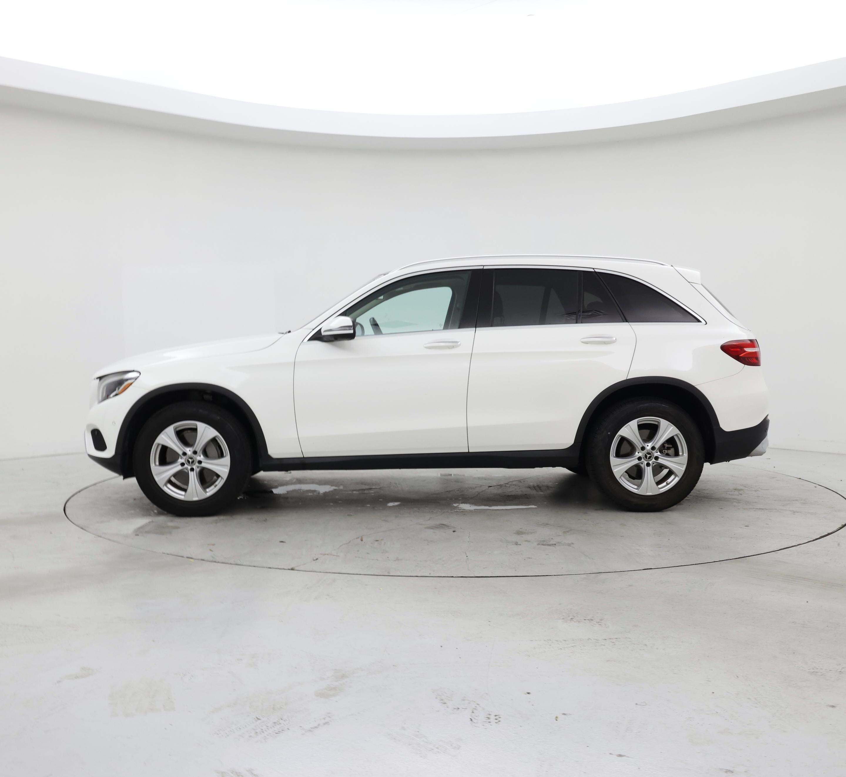 Thumbnail: 2018 Mercedes-Benz GLC - 3