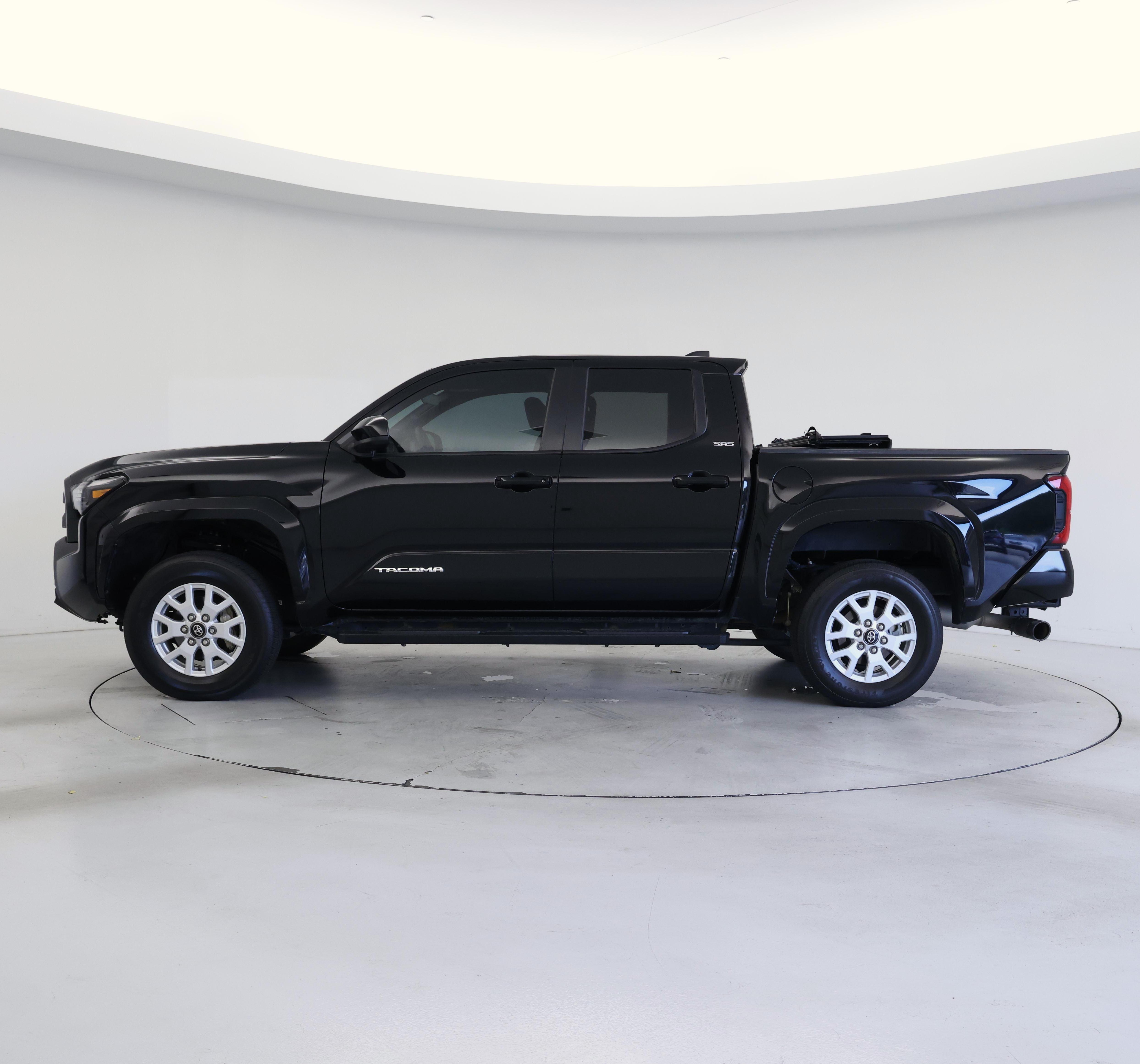 Thumbnail: 2024 Toyota Tacoma - 3