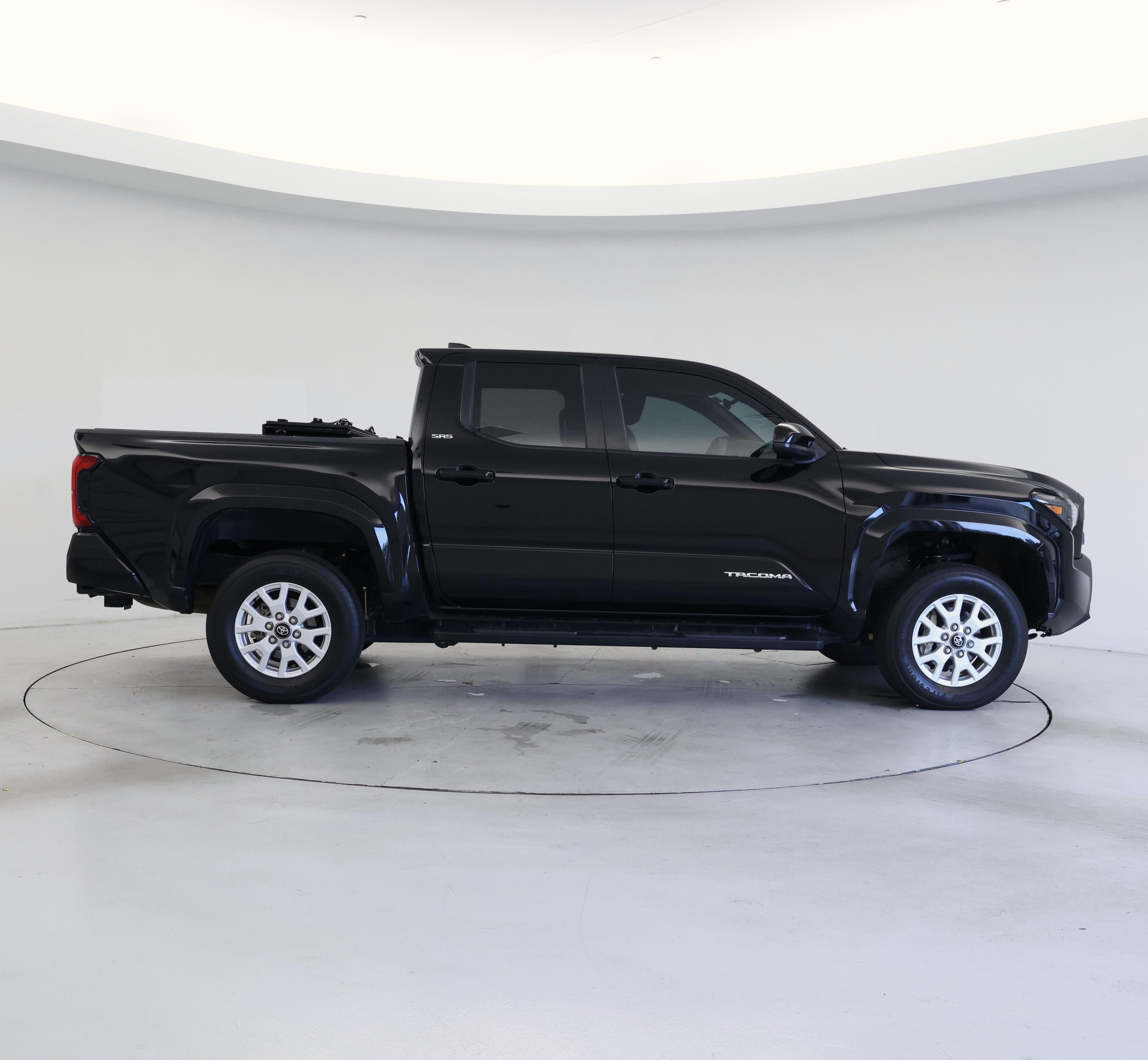Thumbnail: 2024 Toyota Tacoma - 7