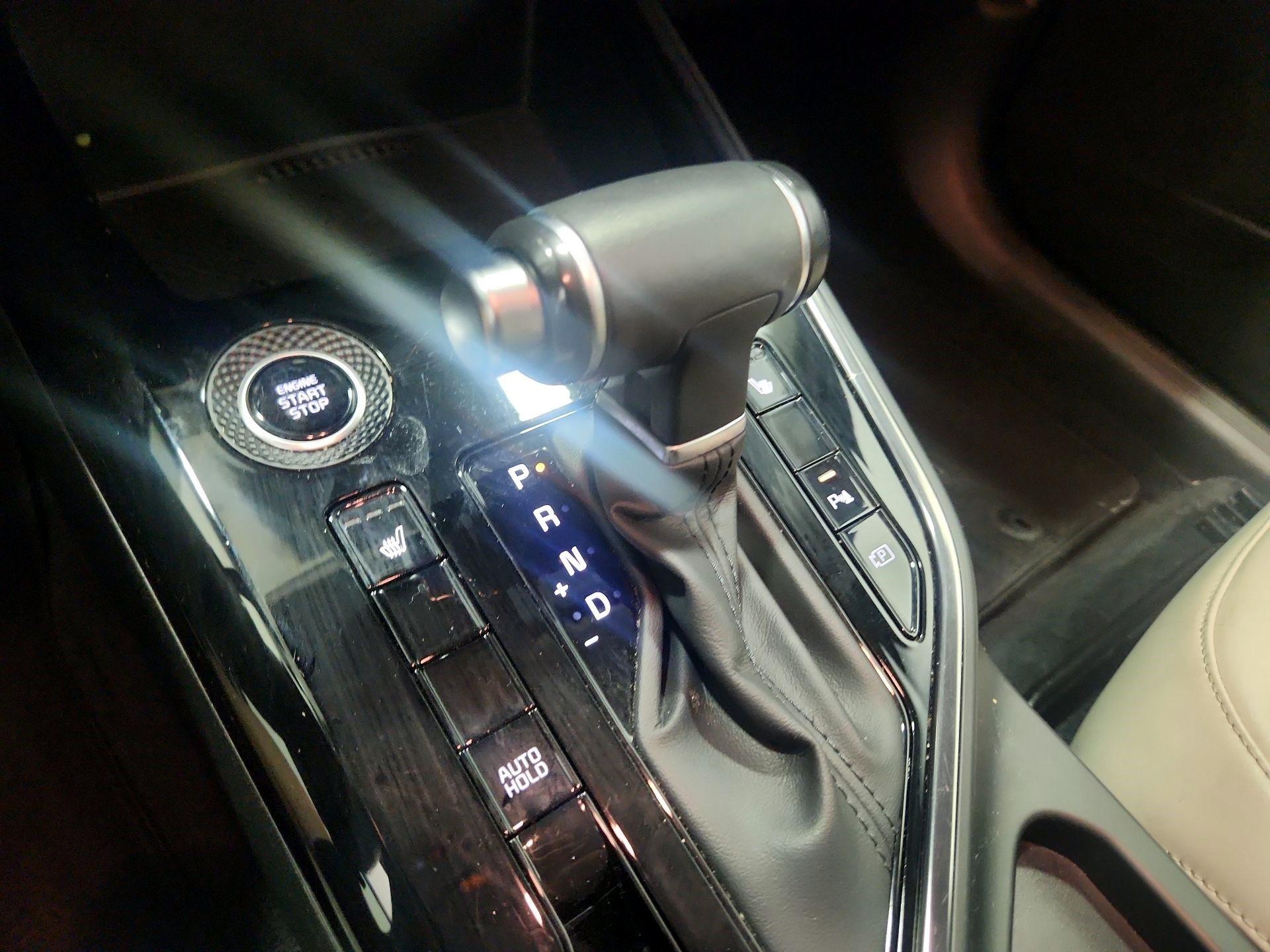 Thumbnail: 2023 Kia Niro - 17