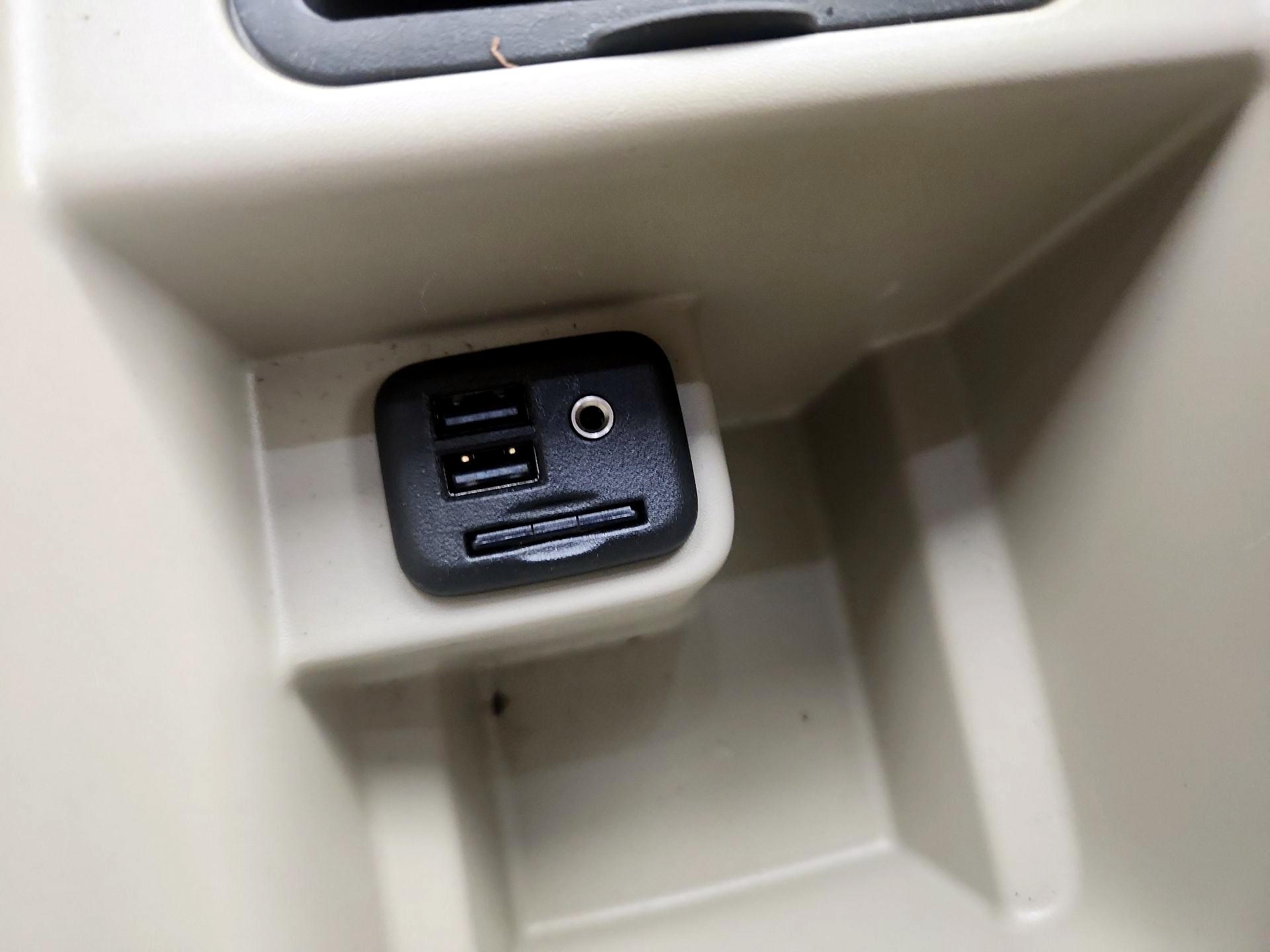 Thumbnail: 2019 Buick Regal - 19