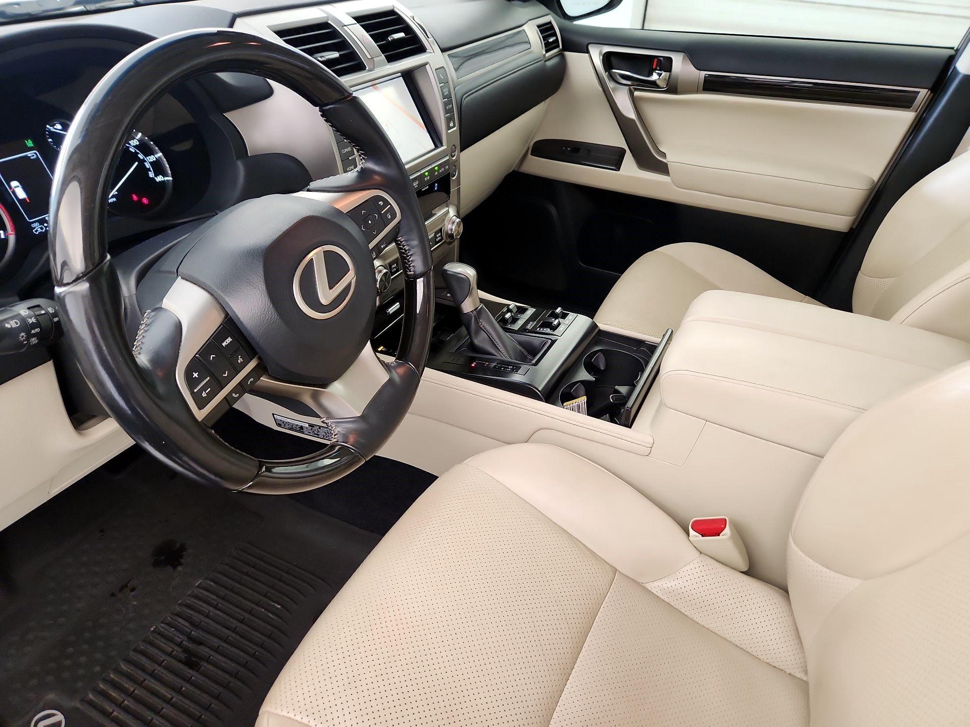 Thumbnail: 2020 Lexus GX - 11