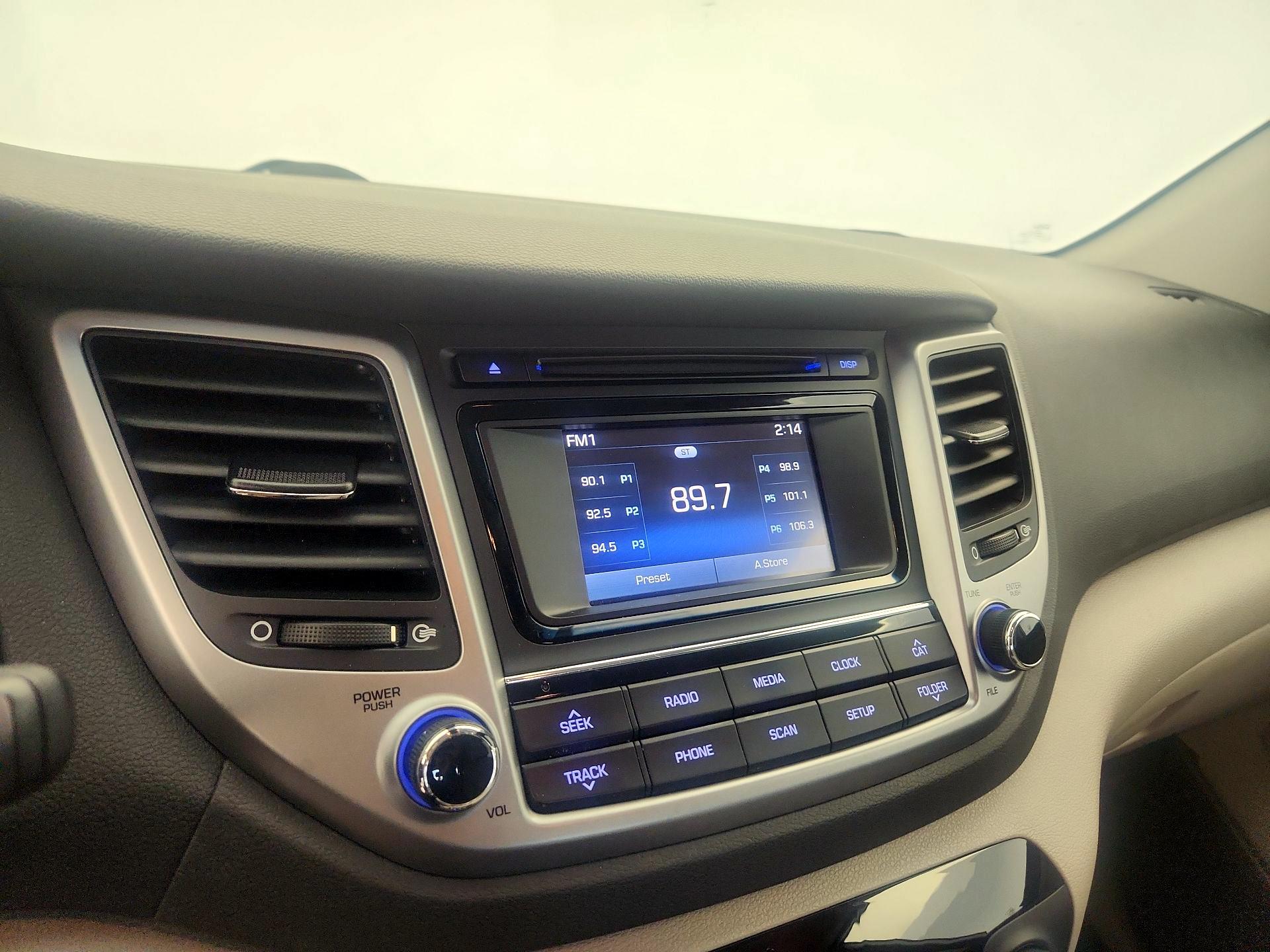 Thumbnail: 2017 Hyundai Tucson - 15