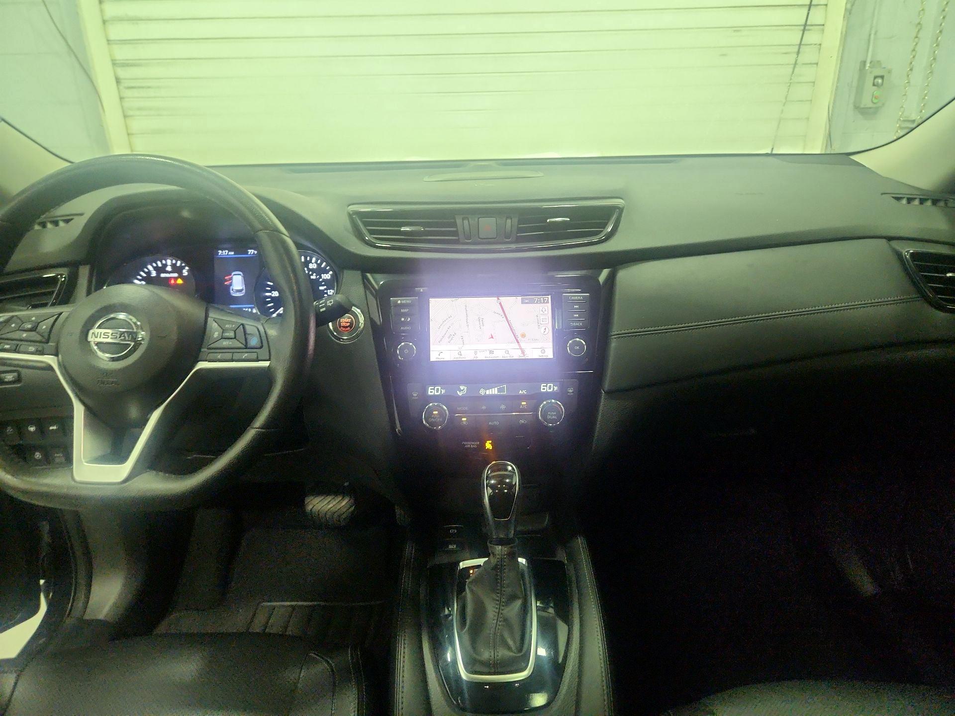 Thumbnail: 2019 Nissan Rogue - 9
