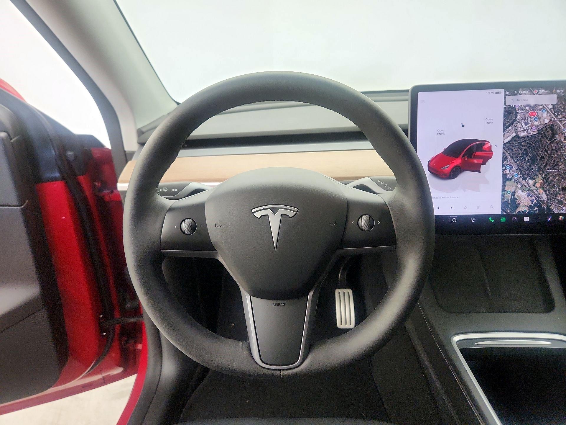 Thumbnail: 2022 Tesla Model Y - 10