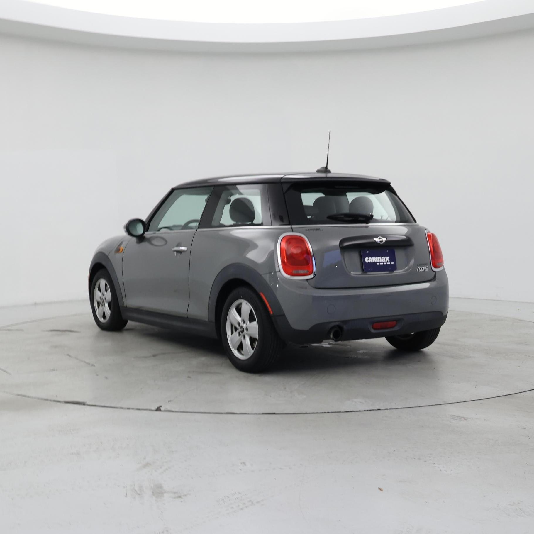 Thumbnail: 2017 MINI Cooper Hardtop - 2